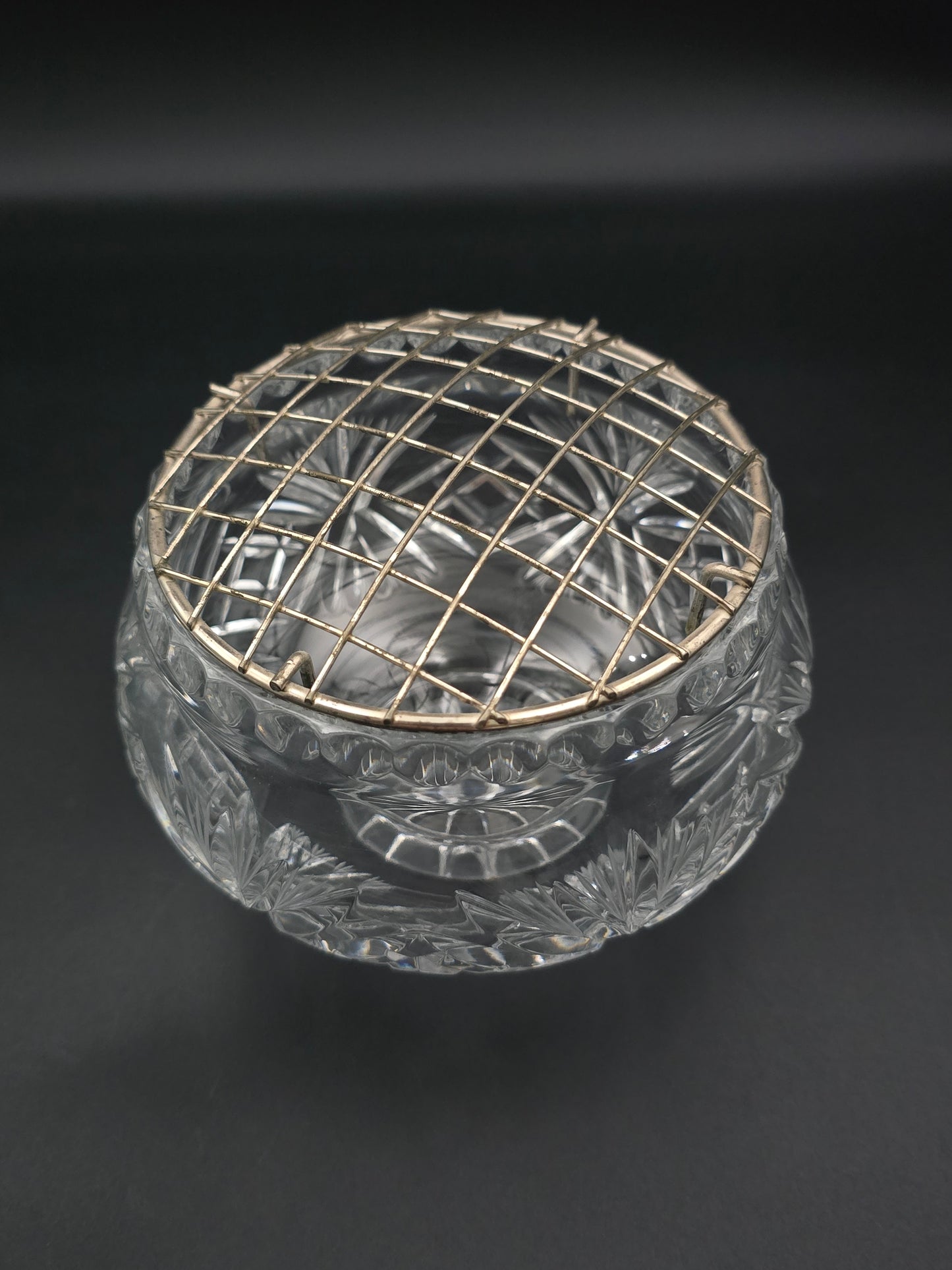 Vintage 5½" Crystal Rose Bowl – Fluted & Cross Cut Glass Posy Vase with Star Base, c.1970s