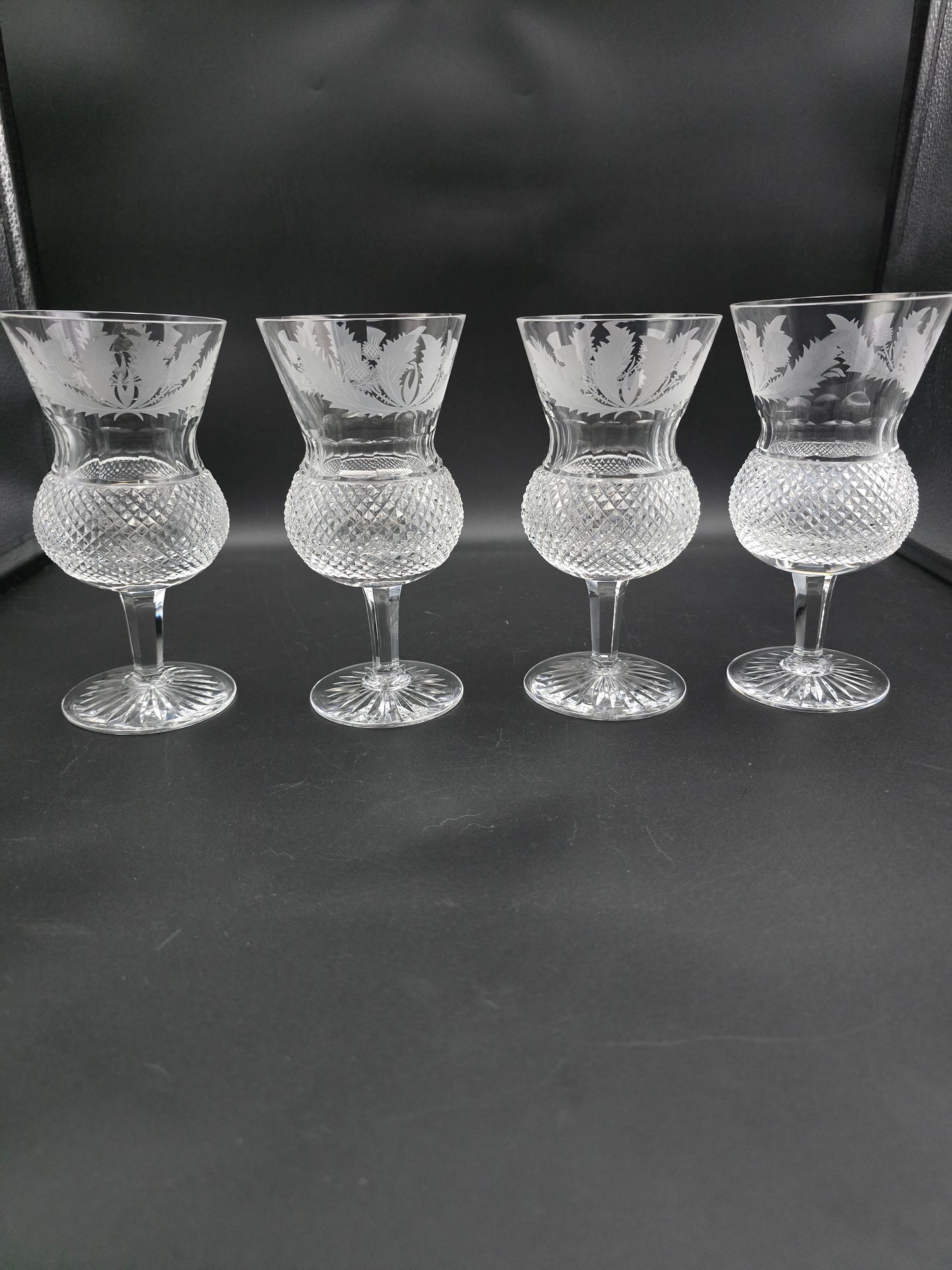 Set of 4 Large Edinburgh Crystal Thistle Crystal wine glasses 275ml 16.5cm tall
