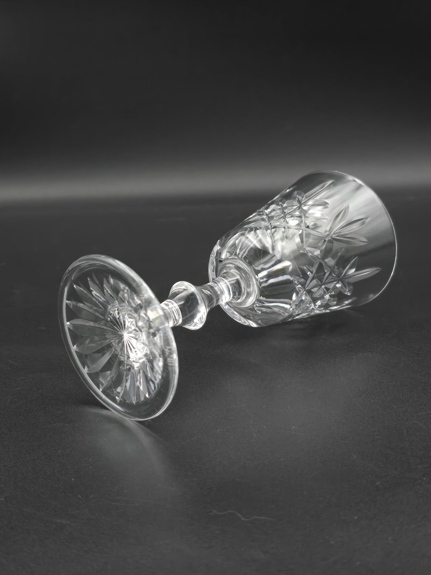 Set of 6 Edinburgh Crystal Lomond Pattern sherry or small wine glasses. 135ml