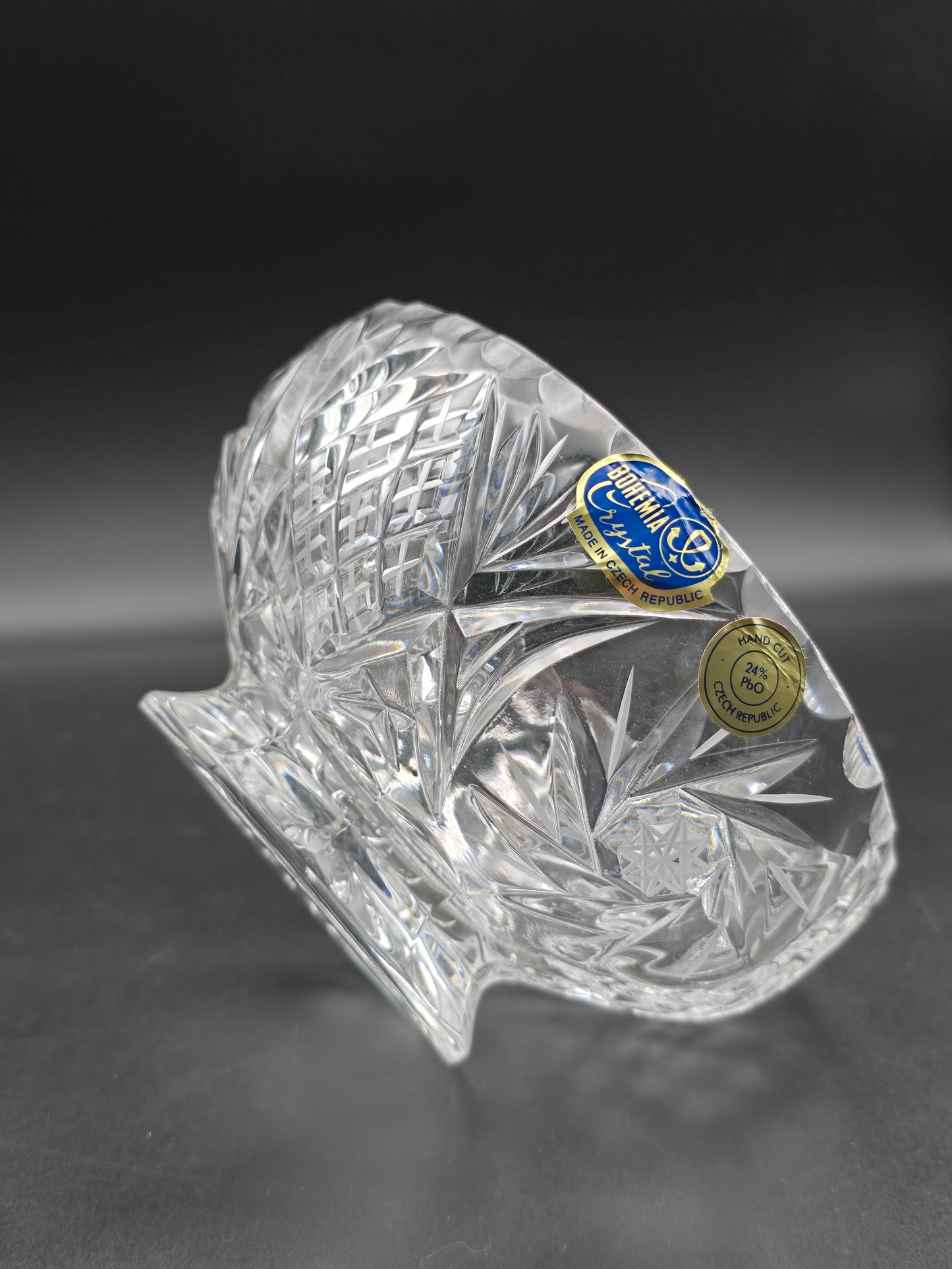 Bohemian Crystal Rose Bowl in Original Box – 6″ (15 cm) Hand‑Cut Lead Crystal, Footed Posy Bowl, Vintage Czech Glassware