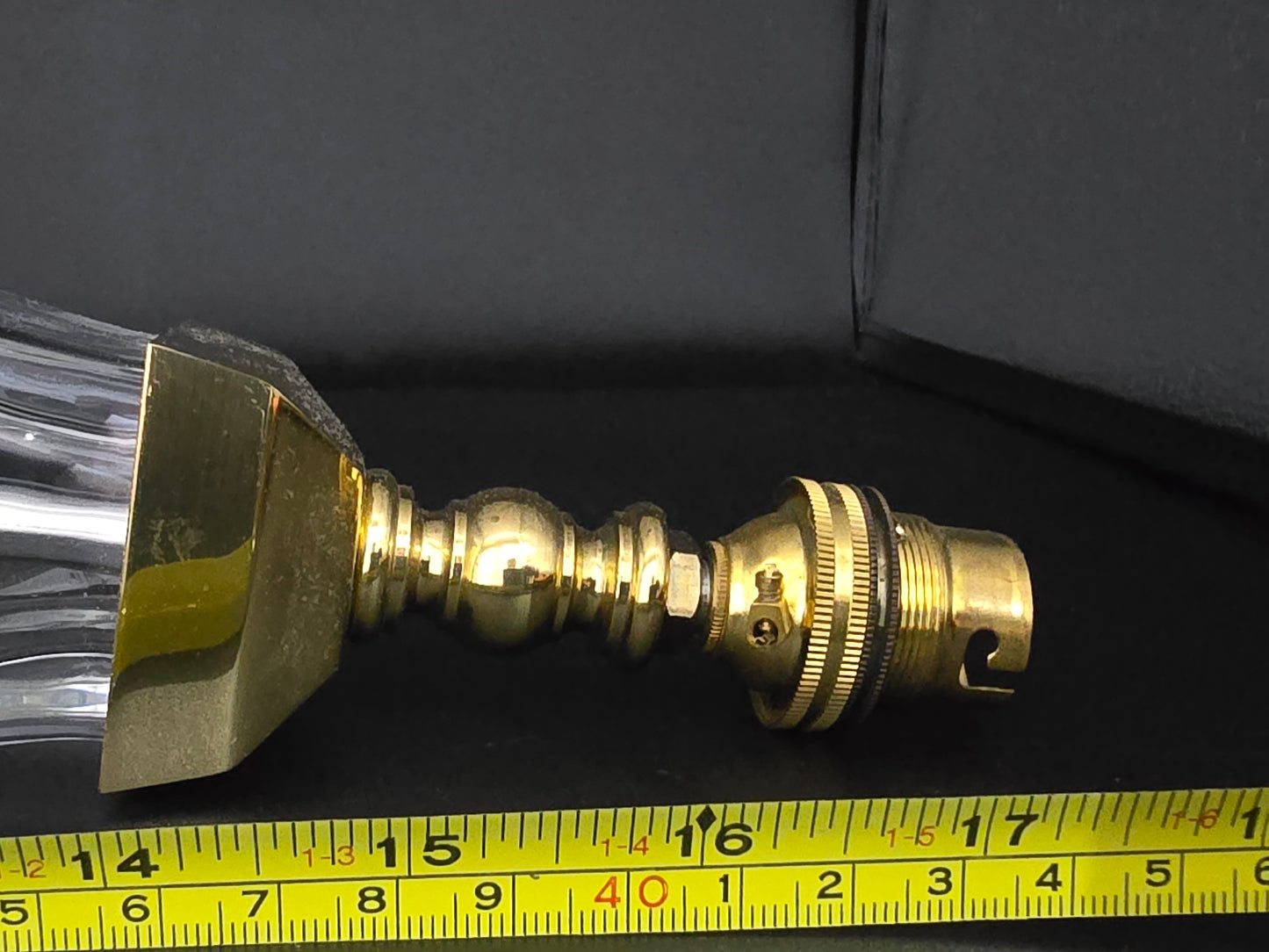 Beautiful Large Waterford Crystal Lismore Table Lamp. 44cm tall