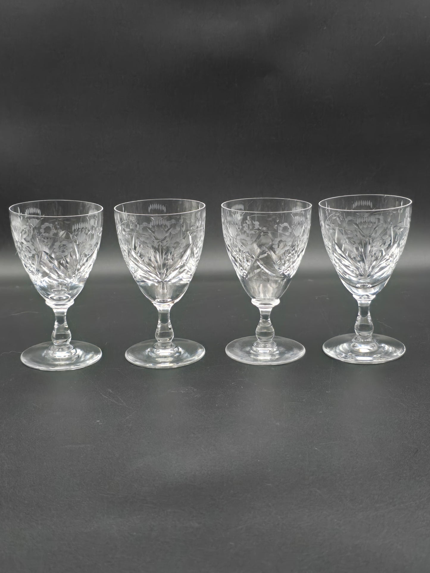 Set of 4 Edinburgh Crystal Liqueur glasses. 100ml