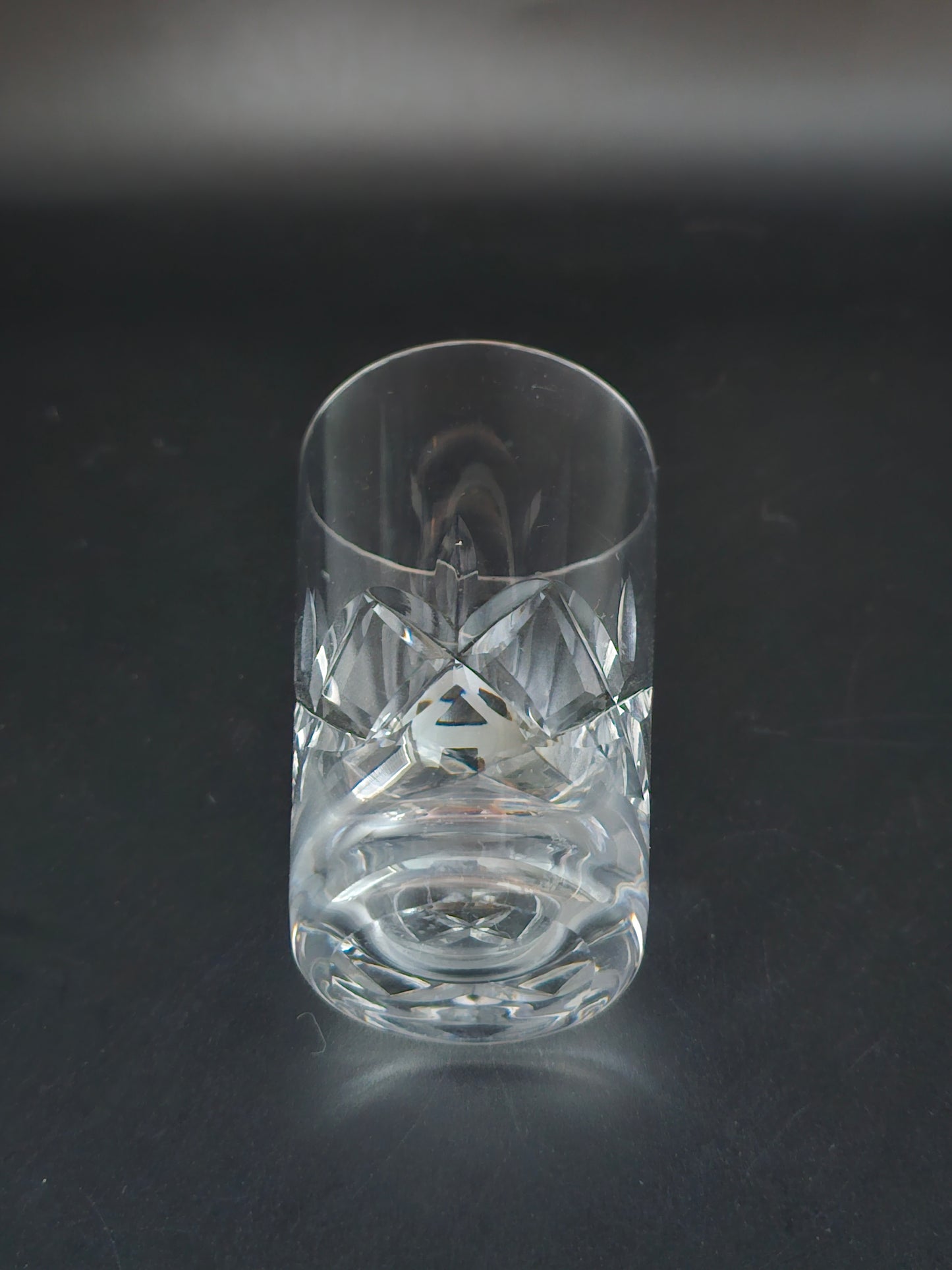 Set of 4 Stuart Crystal Glengarry Pattern Liquer glasses. Ideal for Baileys. 150ml.