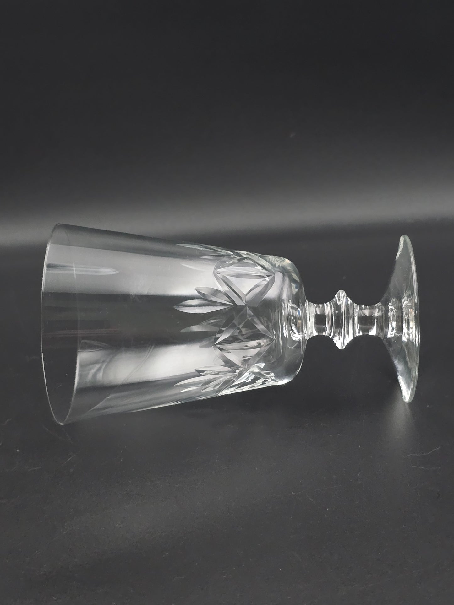 Set of 4 Large Crystal Claret wine glasses. 375ml.