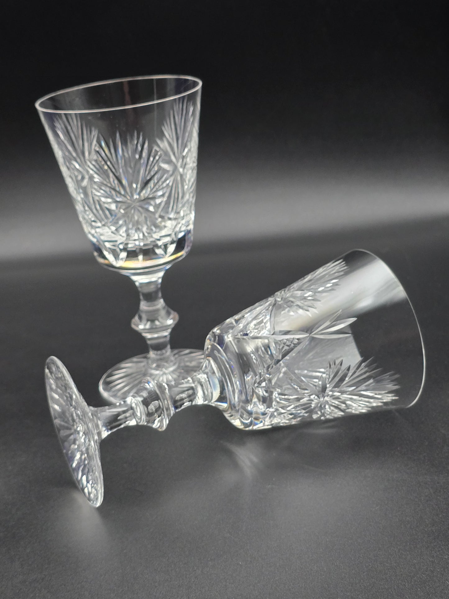 Pair of Edinburgh Crystal Star of Edinburgh Wine Glasses. 200ml