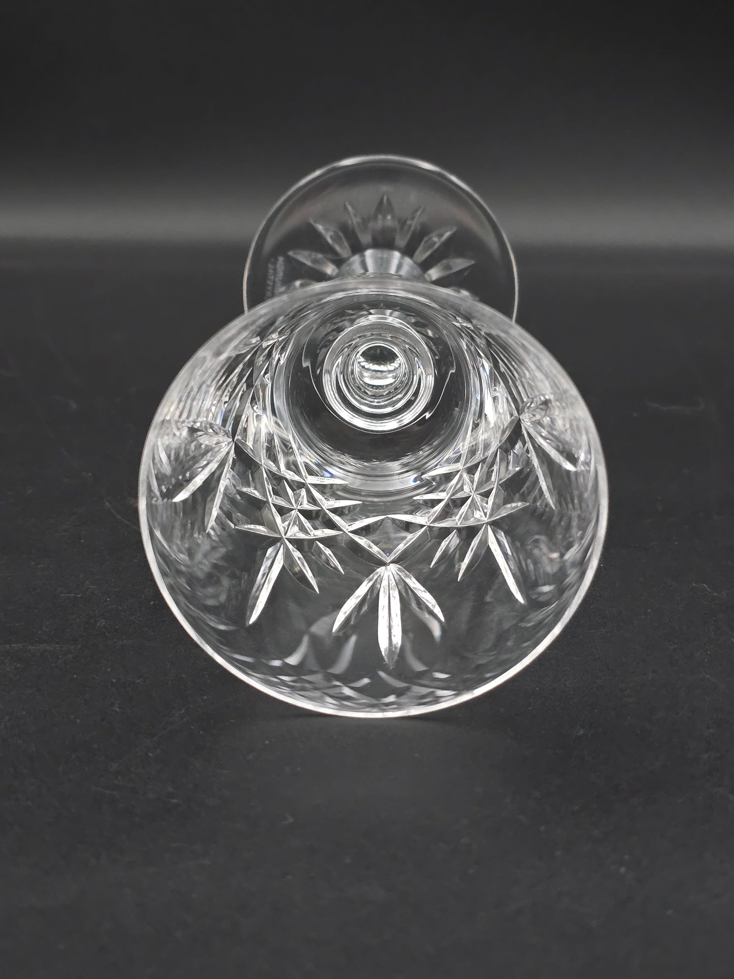 Set of 4 Edinburgh Crystal Wine Glasses Lomond pattern 200ml 15.5cm tall