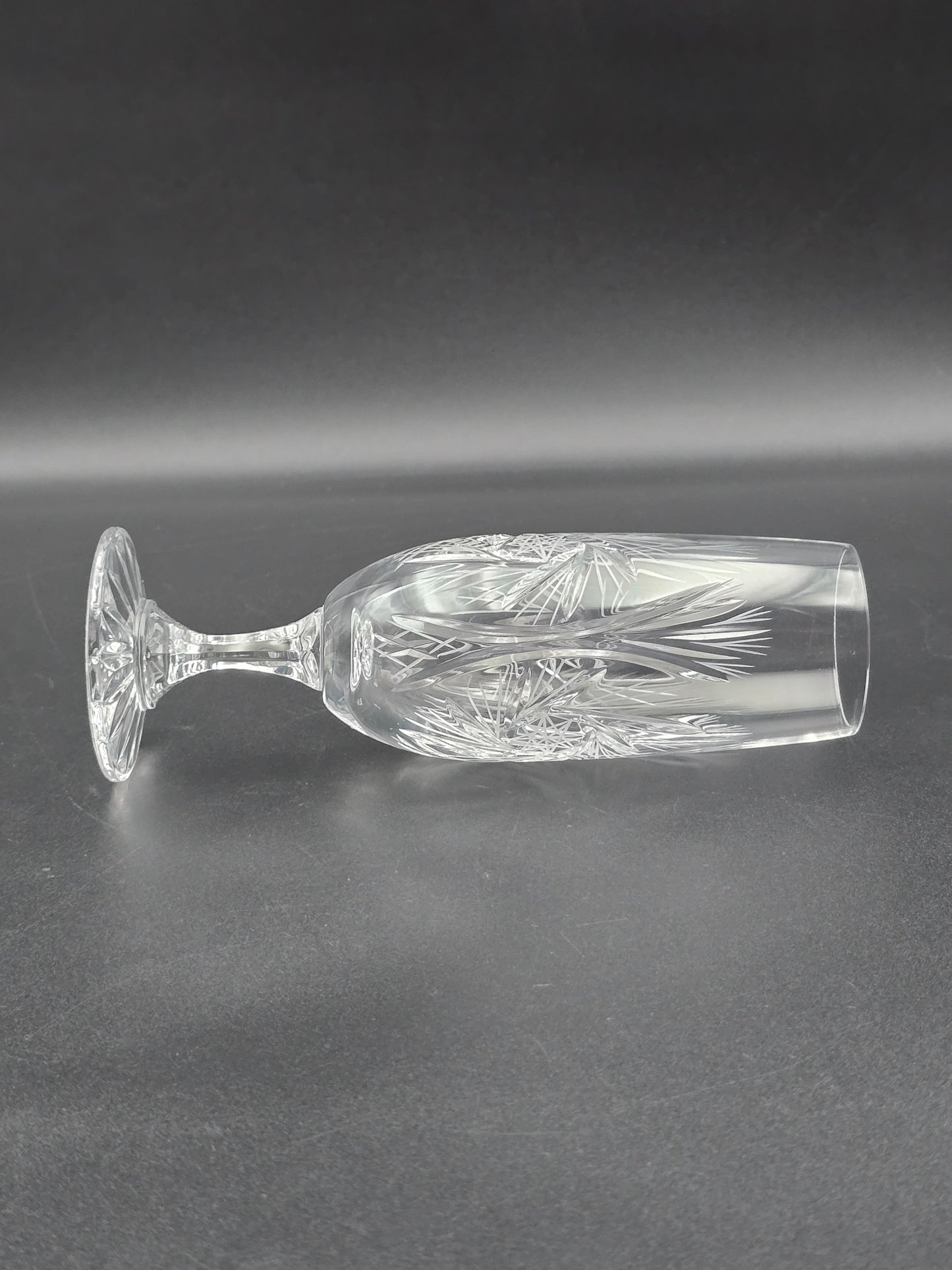 Pair of American Cut Pinwheel pattern fluted Crystal Champagne flutes. 200ml.