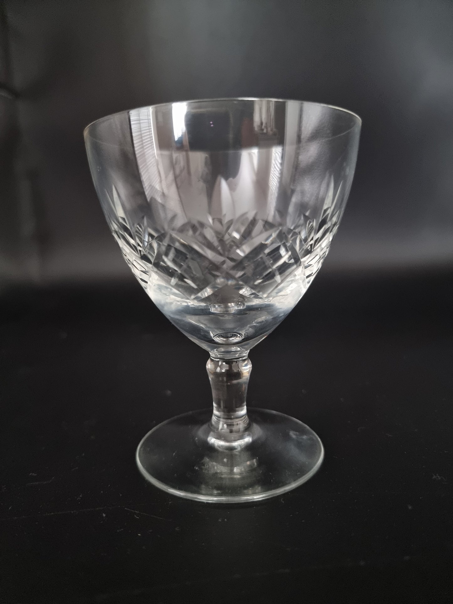 5 X Vintage Crystal Glass Champagne Coupes