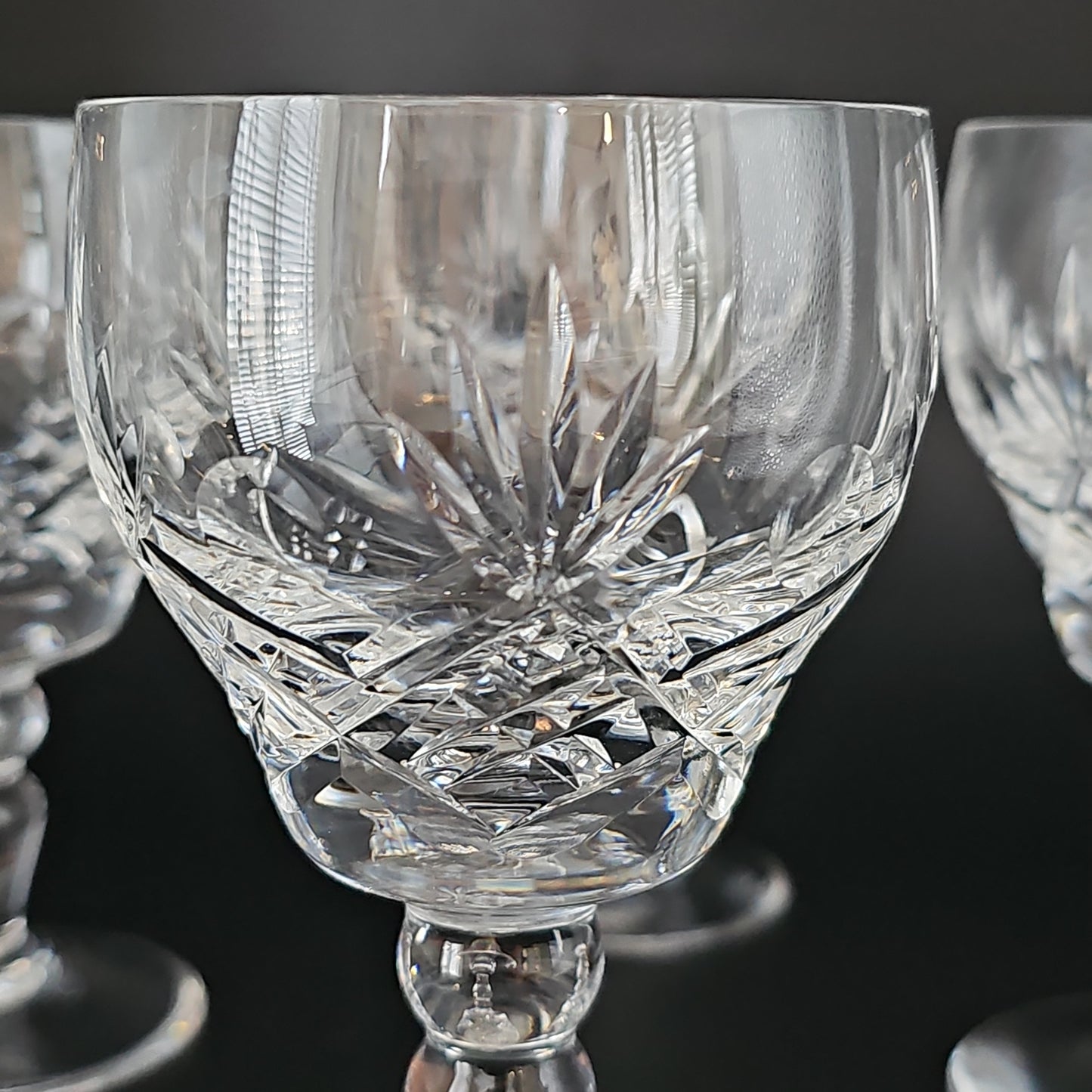 Beautiful vintage set of 4 Small Crystal Wine Glasses, 150ml