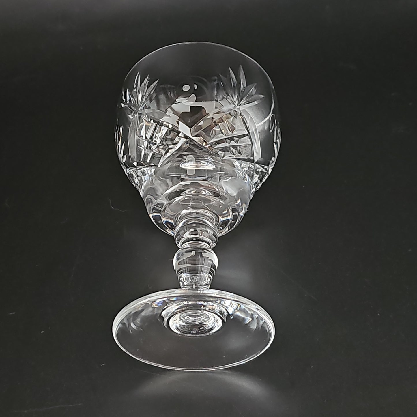 Beautiful vintage set of 4 Small Crystal Wine Glasses, 150ml