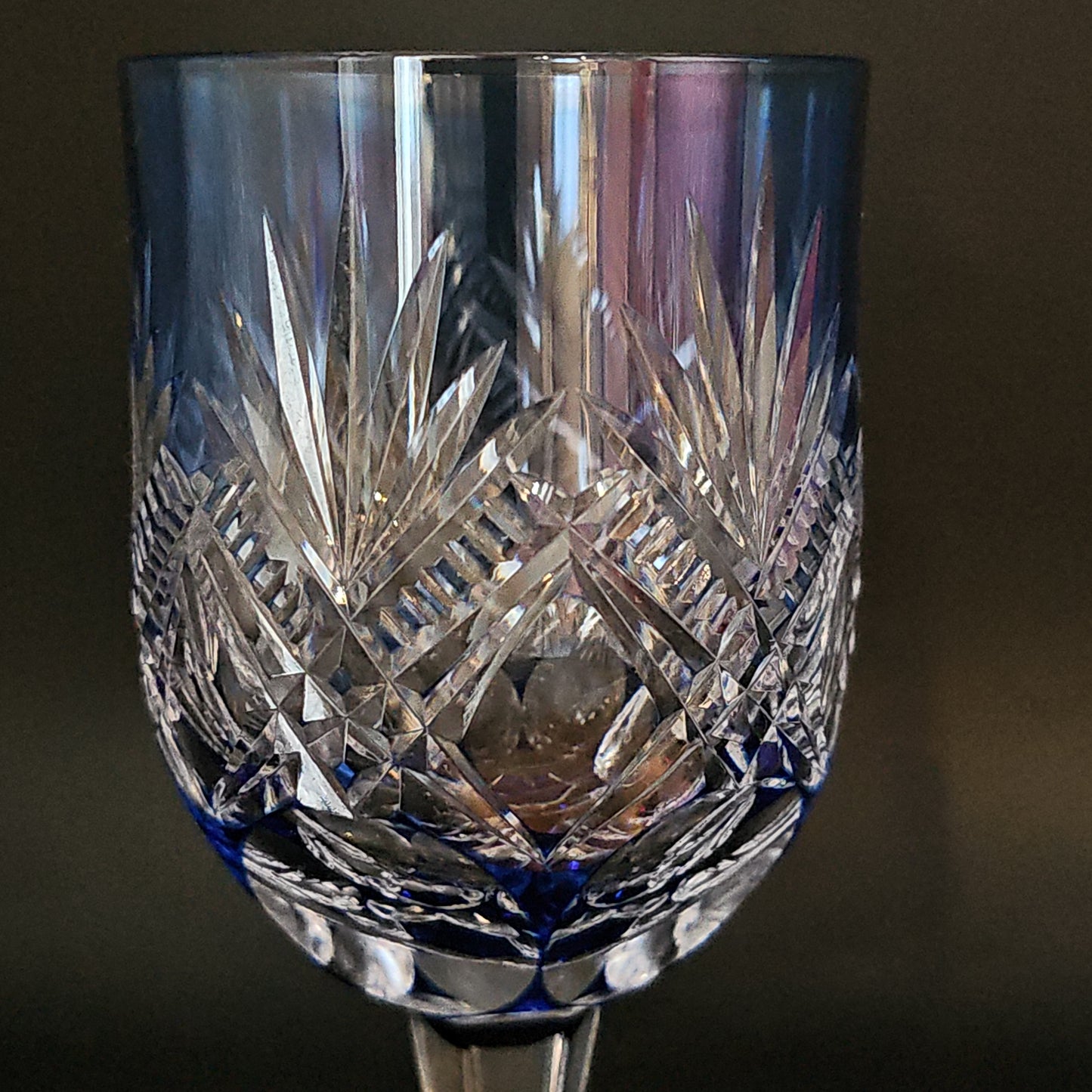 Stunning Pair of Kagami Crystal cut to Clear Crystal Wine Glasses. Pink & Blue