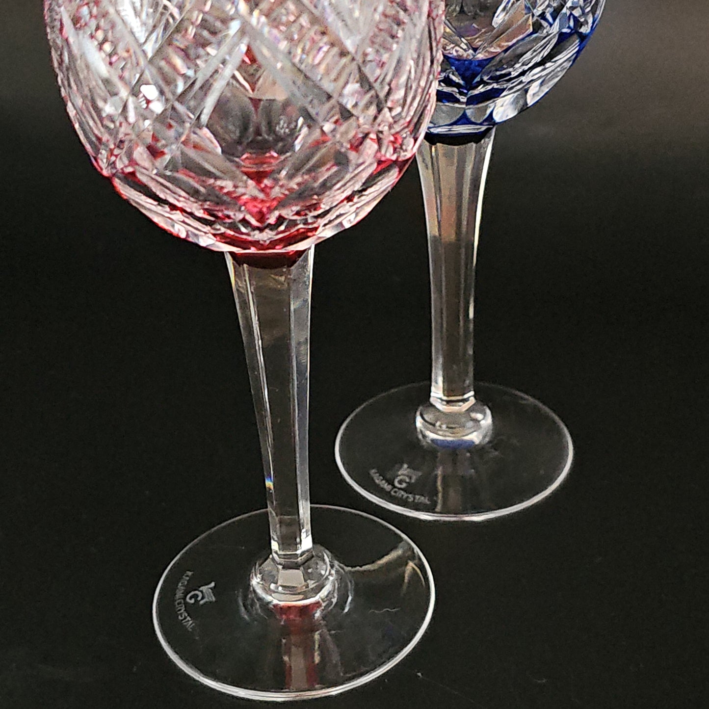 Stunning Pair of Kagami Crystal cut to Clear Crystal Wine Glasses. Pink & Blue