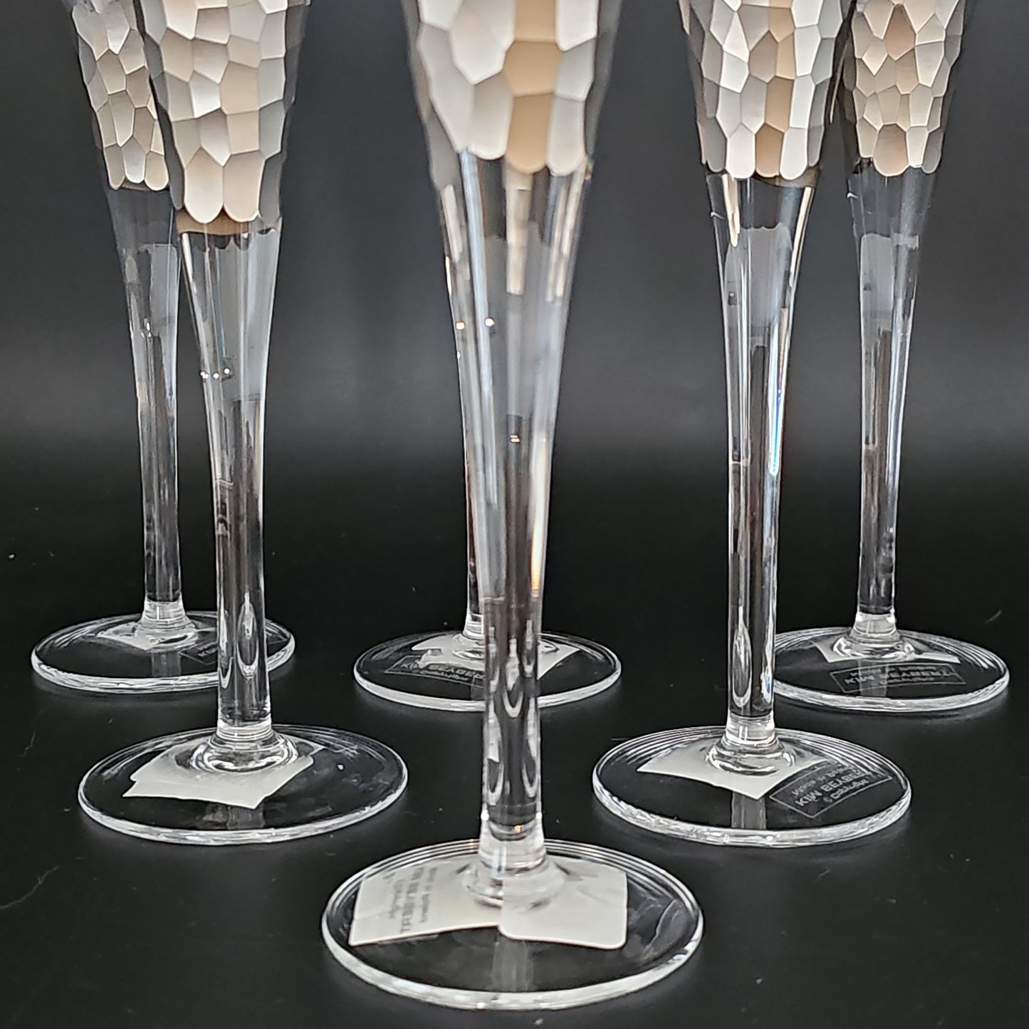 Kim Seybert Paillette Golden effect Champagne Flutes. Full set of 6