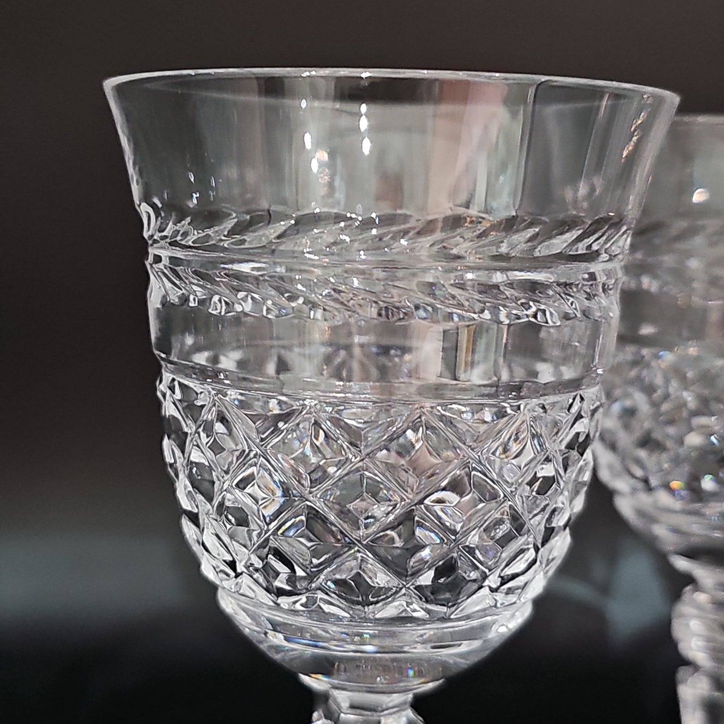 Galway Crystal Leah Pattern Wine Glasses x 5. 175ml