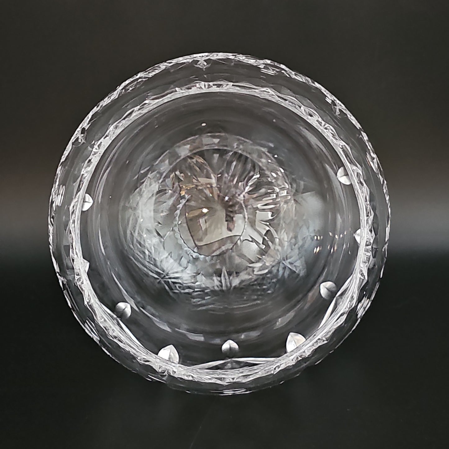 Beautiful Vintage Medium size Crystal Rose Bowl.