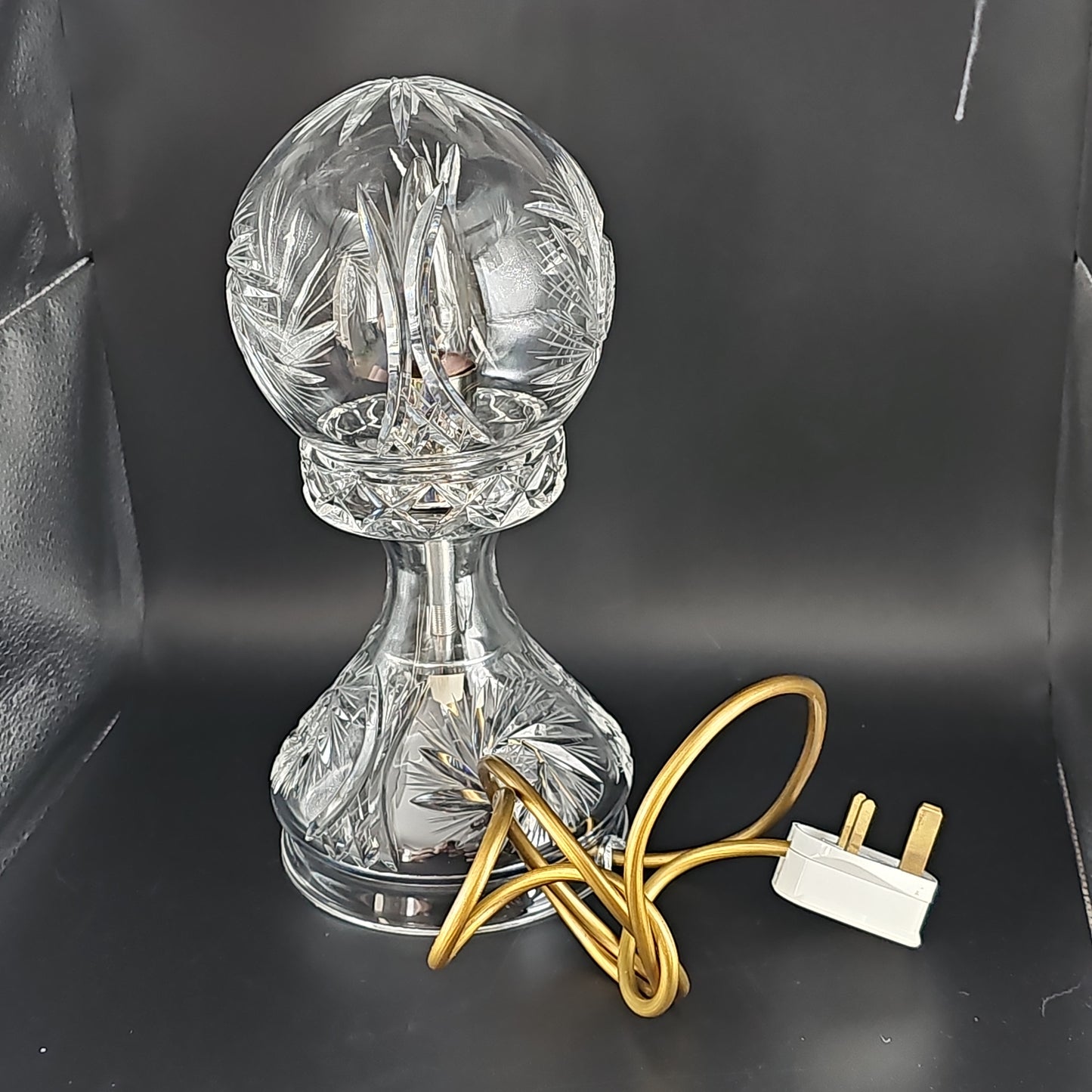 Vintage Crystal Table Lamp. 28cm