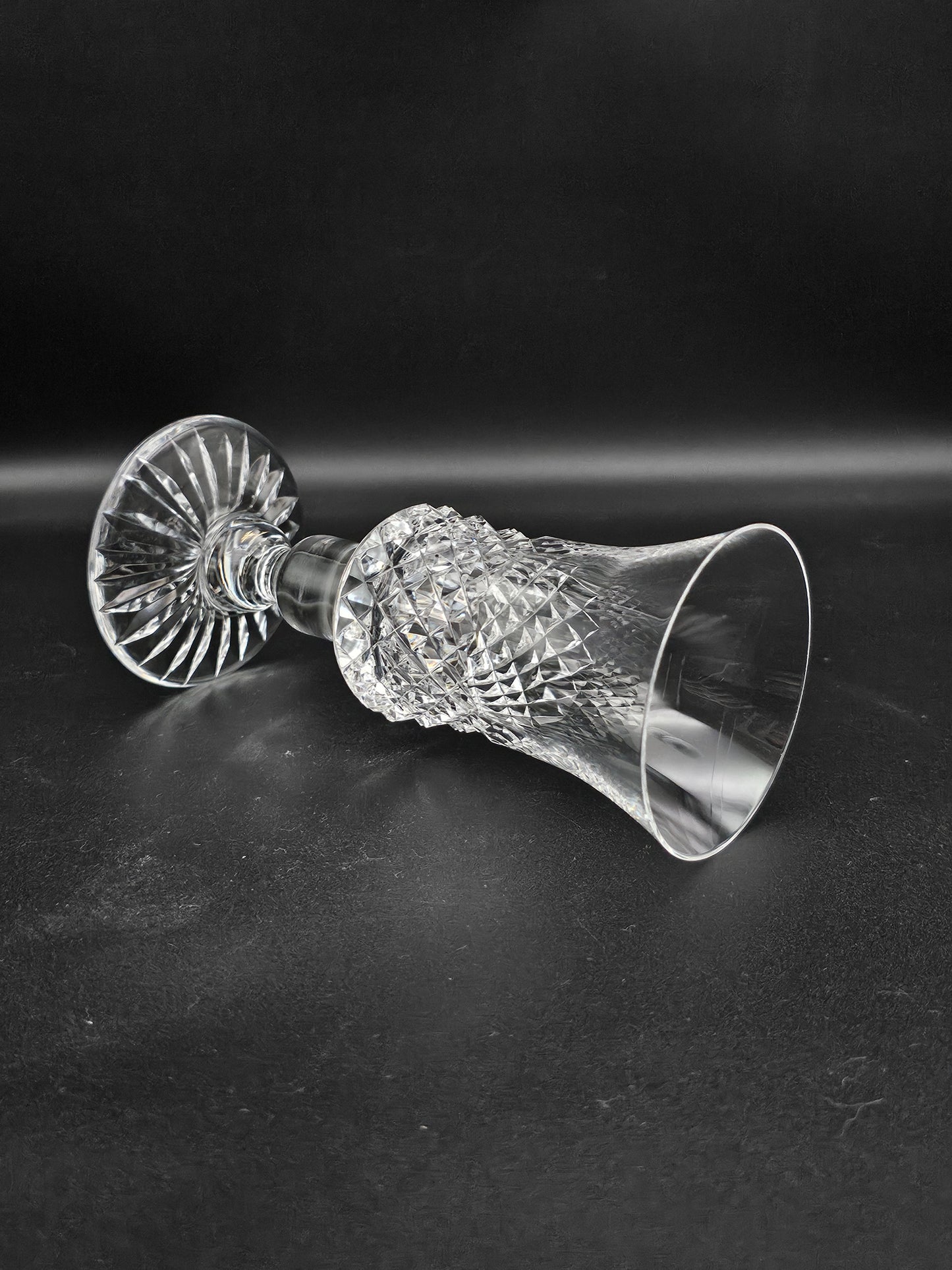 Pair (3) of stunning footed crystal drinking glasses 150ml