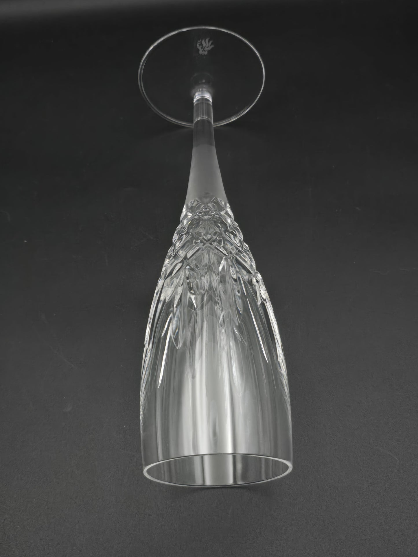 Single Royal Doulton Dorchester Pattern Crystal Champagne Flute 200ml. 22cm tall