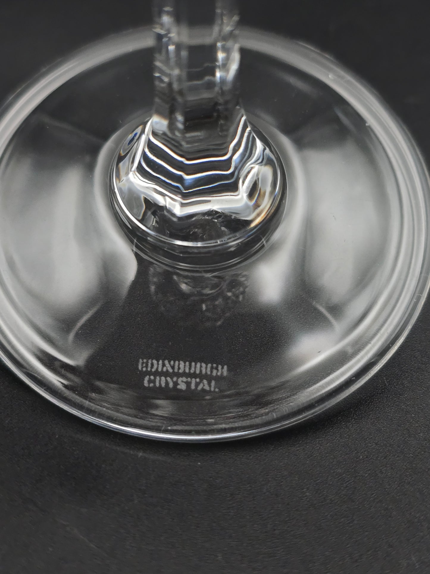 Set of 4 Edinburgh Crystal Kelso Pattern Crystal wine glasses 250ml