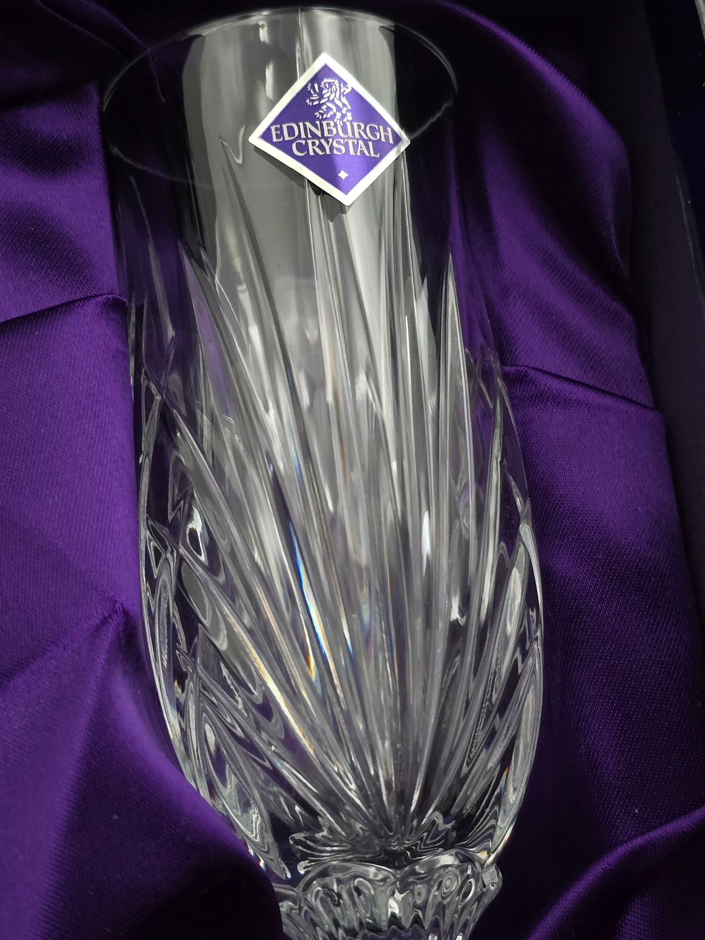 Pair of Edinburgh Crystal Champagne Flutes. 160ml. Boxed