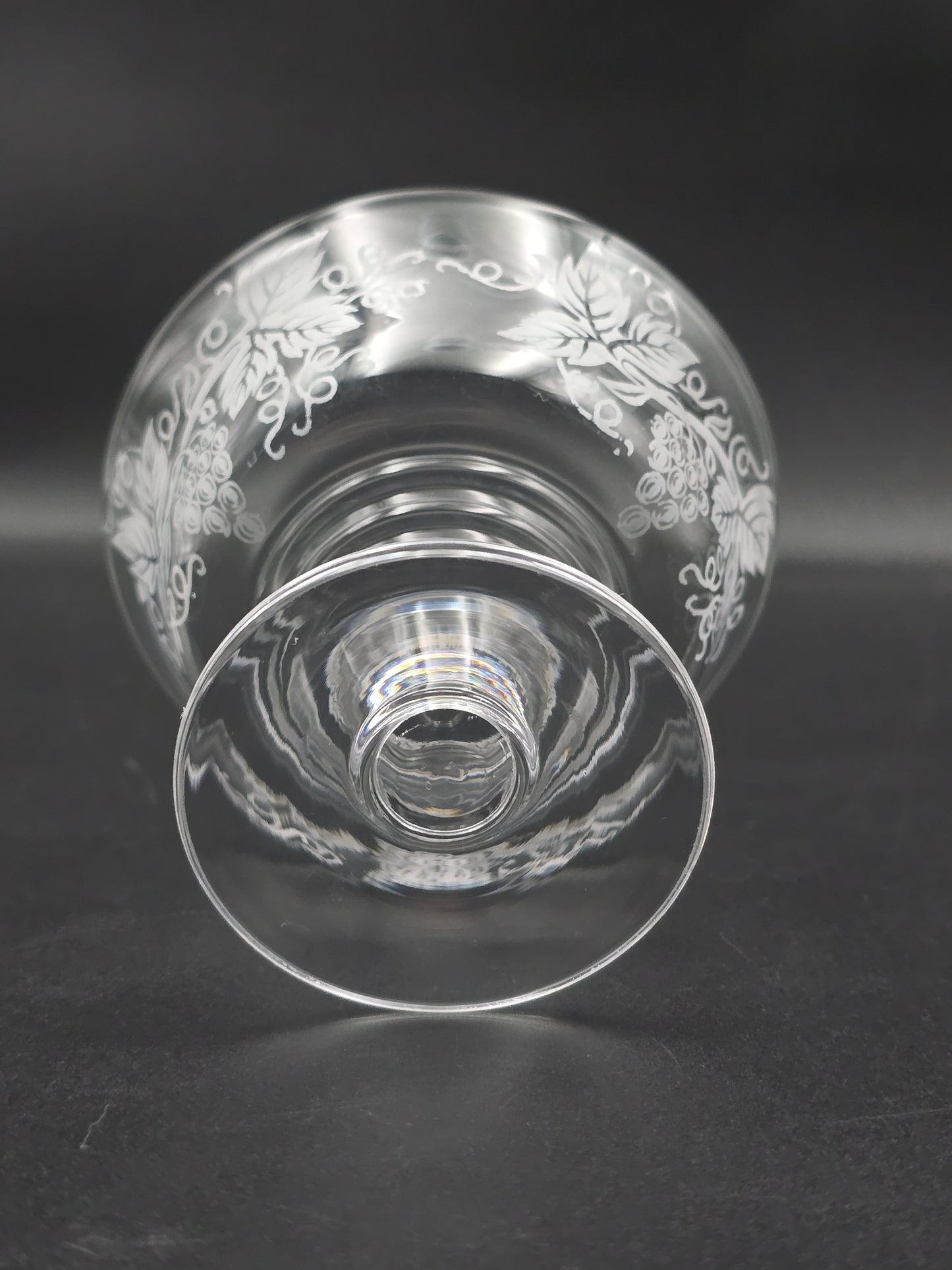 Set of 6 Crystal sundae or grapefruit bowls featuring floral etching