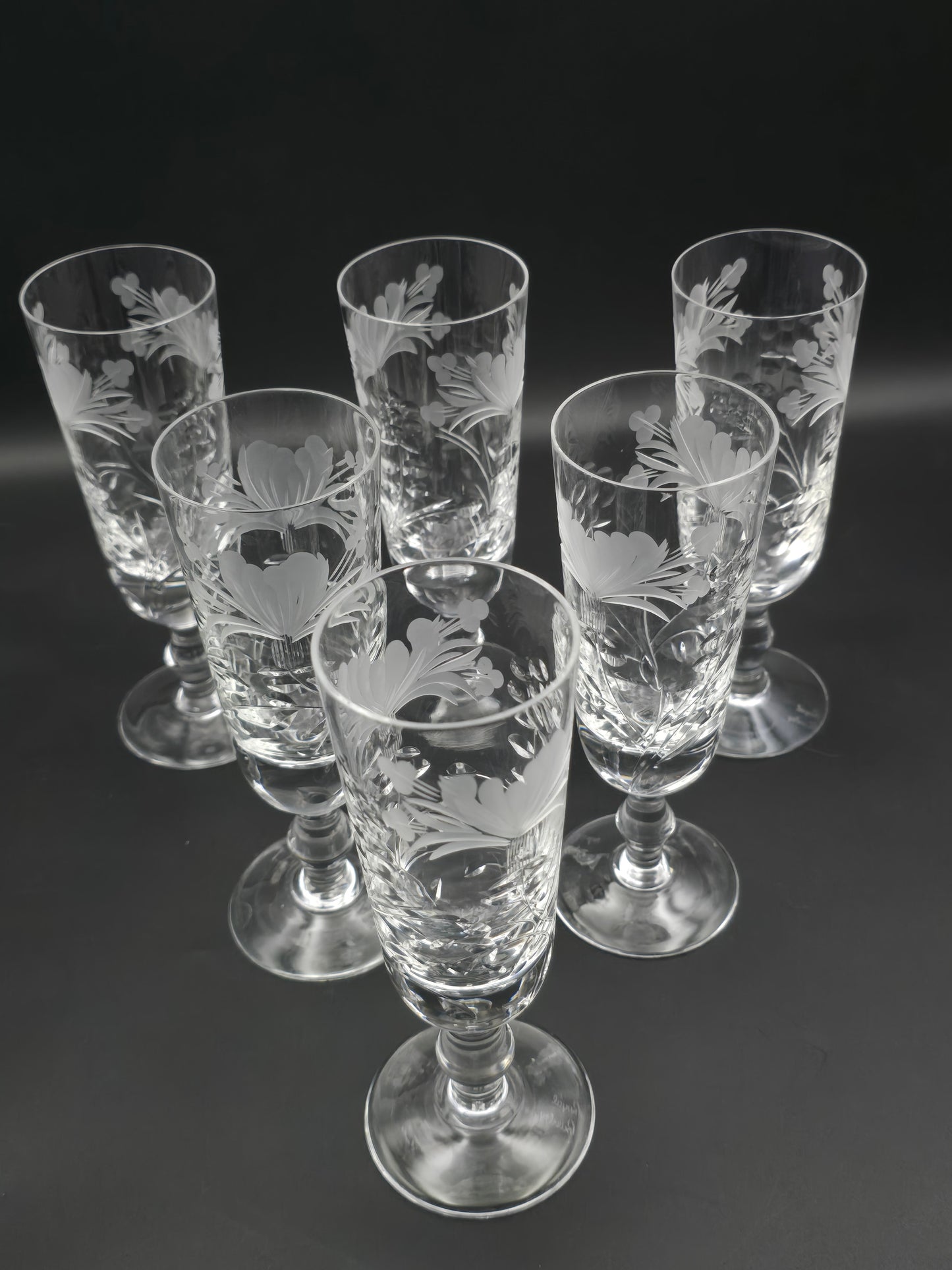 Set of 6 Royal Brierley Honeysuckle Crystal Champagne Flutes. 175ml. 17cm tall