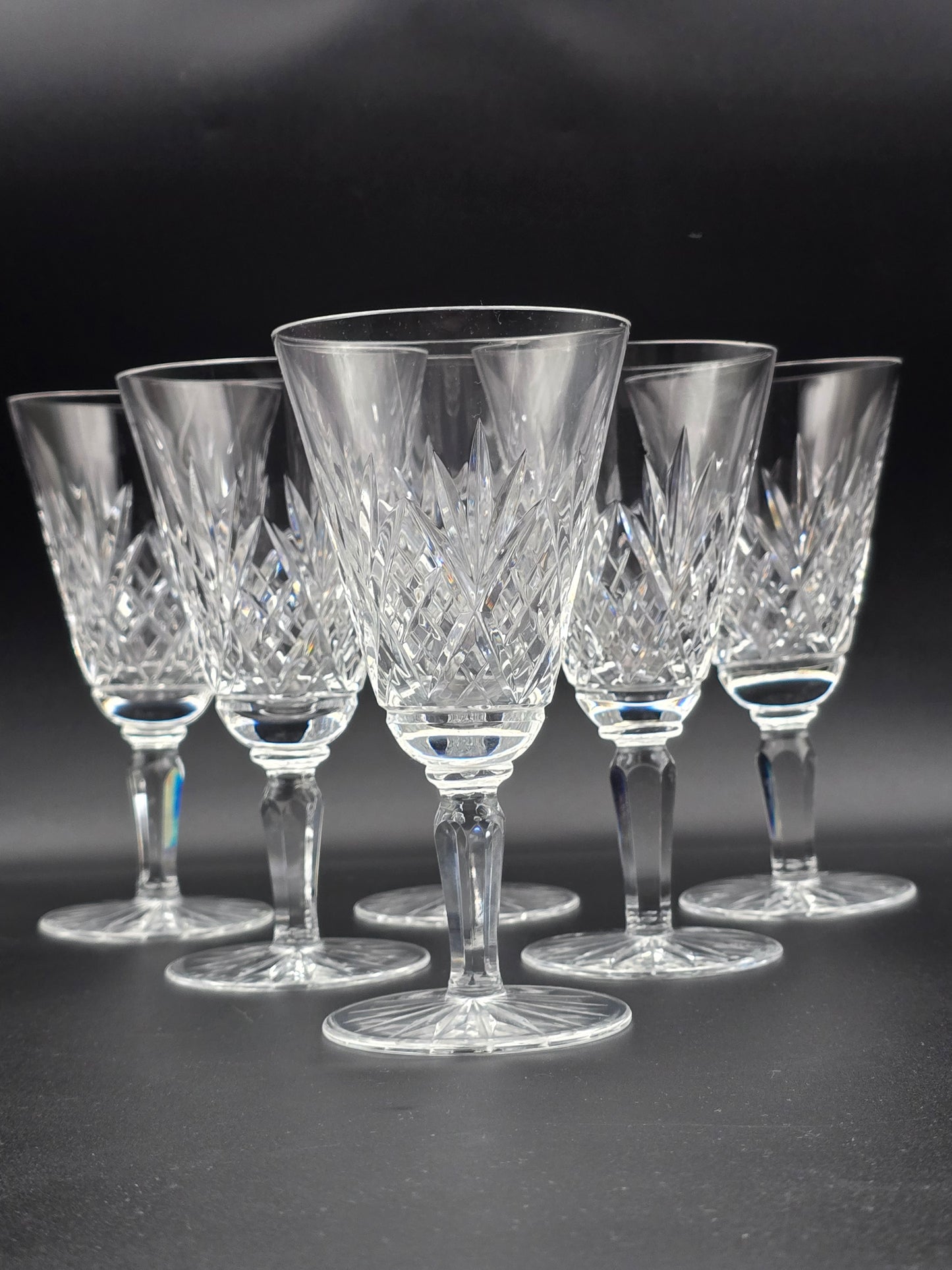 Beautiful vintage set of 6 British Crystal large Wine glasses. 275ml. 17cm tall.