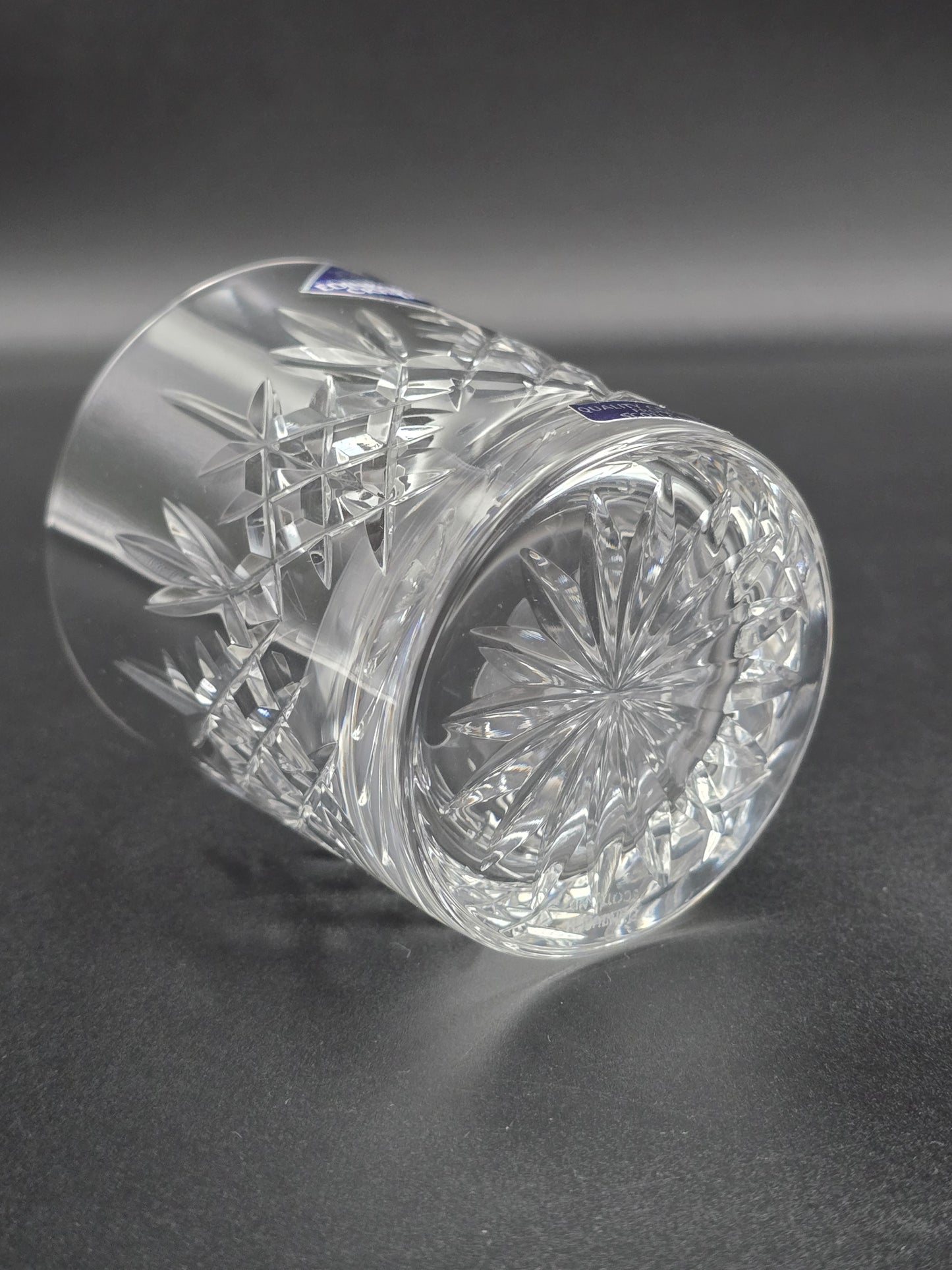 Set of 6 Vintage Edinburgh Crystal Lomond Pattern Crystal whisky tumblers. Boxed. 7oz