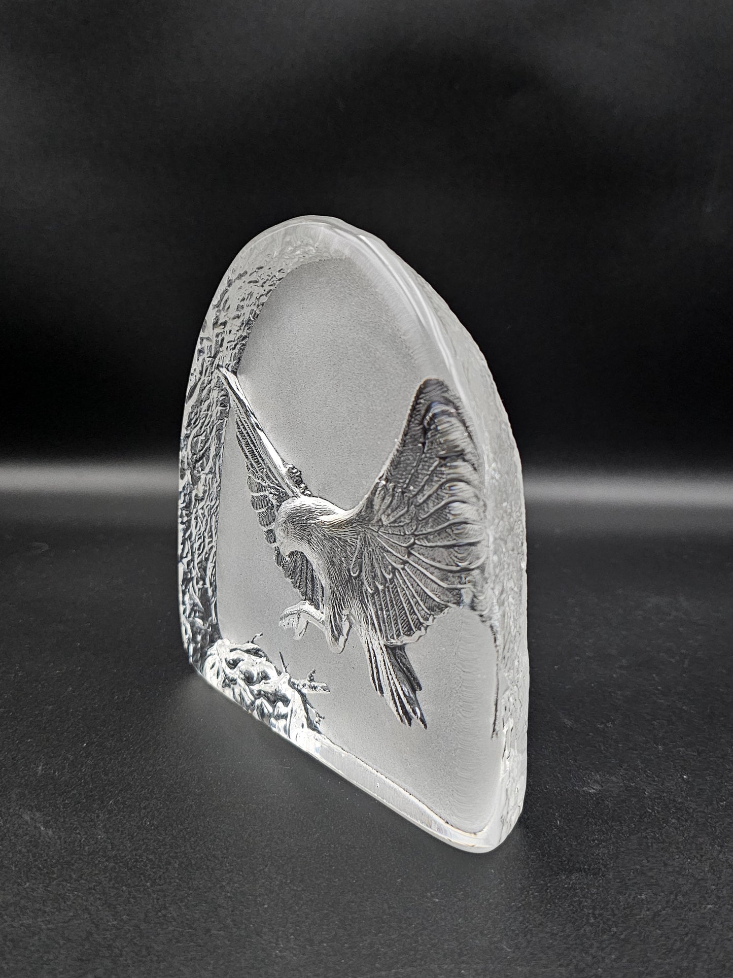 Edinburgh Crystal Eagle Paperweight ornament