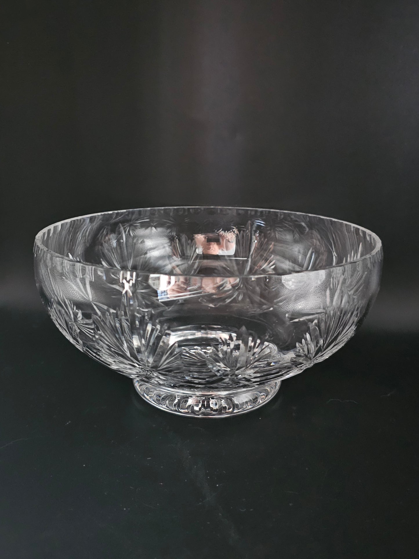 Edinburgh Crystal Glass Salad Bowl. Star Of Edinburgh Classic collection