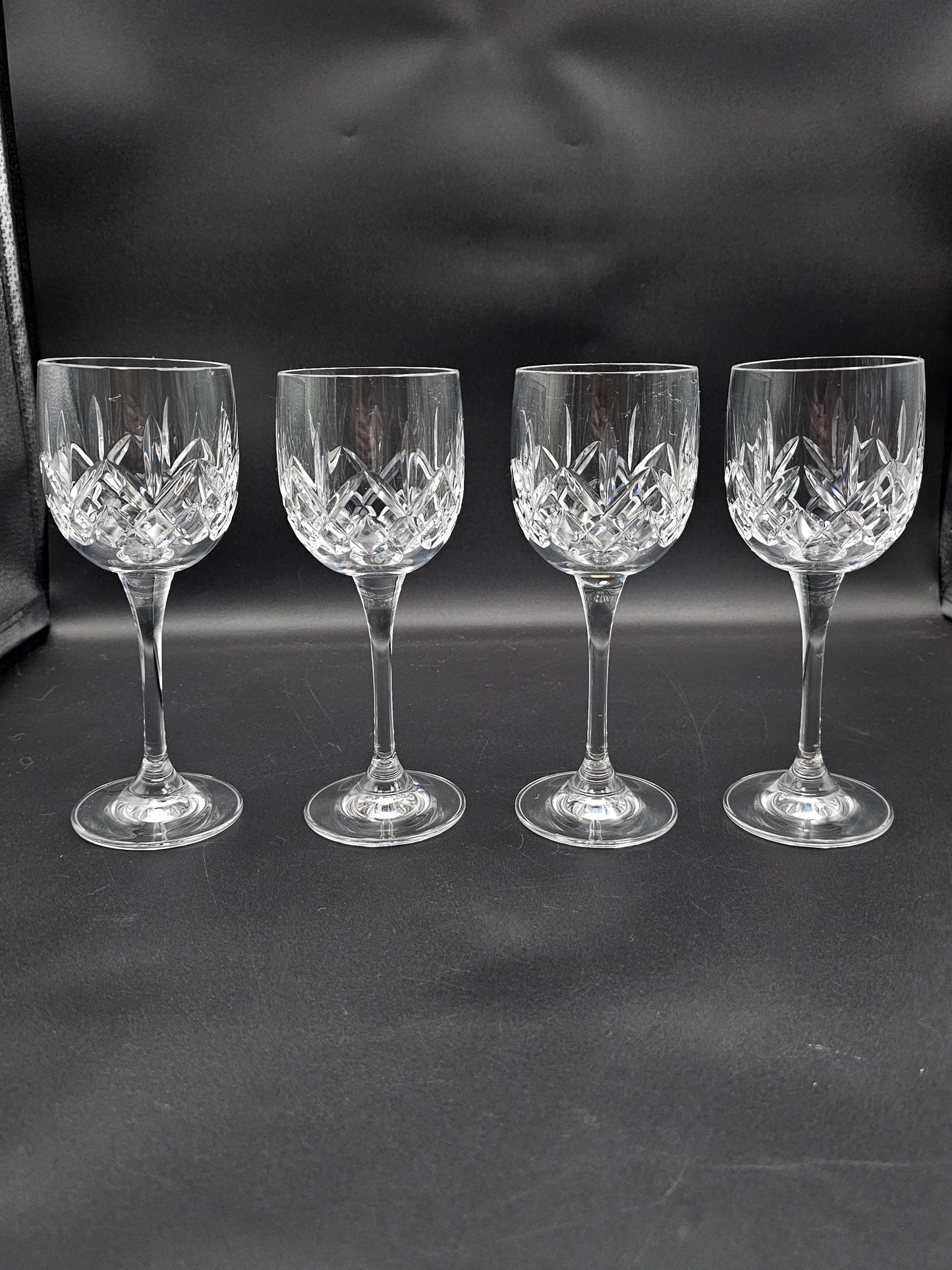 Set of 4 Long Stemmed Wine Glasses 200ml