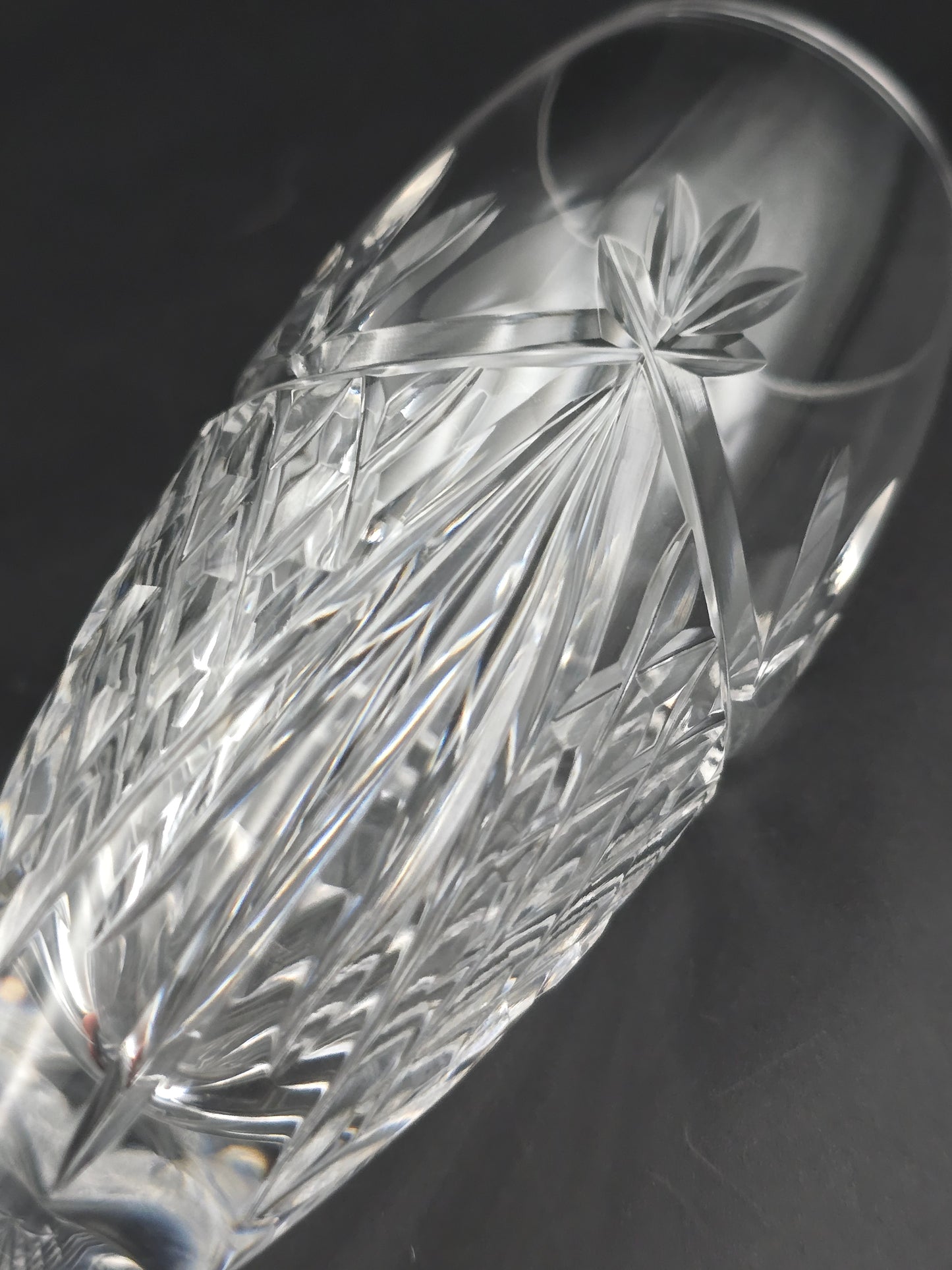 Set of 6 Edinburgh Crystal Beauly Pattern Champagne Flutes – 20 cm, 175 ml, Boxed, Made in Scotland