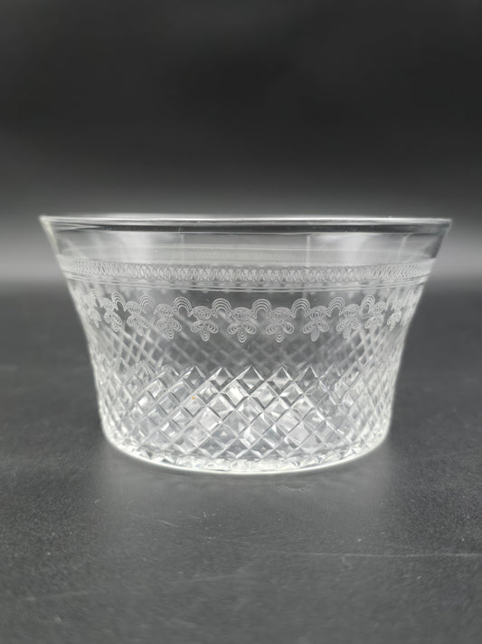 Set of 6 Lady Hamilton Pall Mall Crystal Bowls. 11.5cm wide.