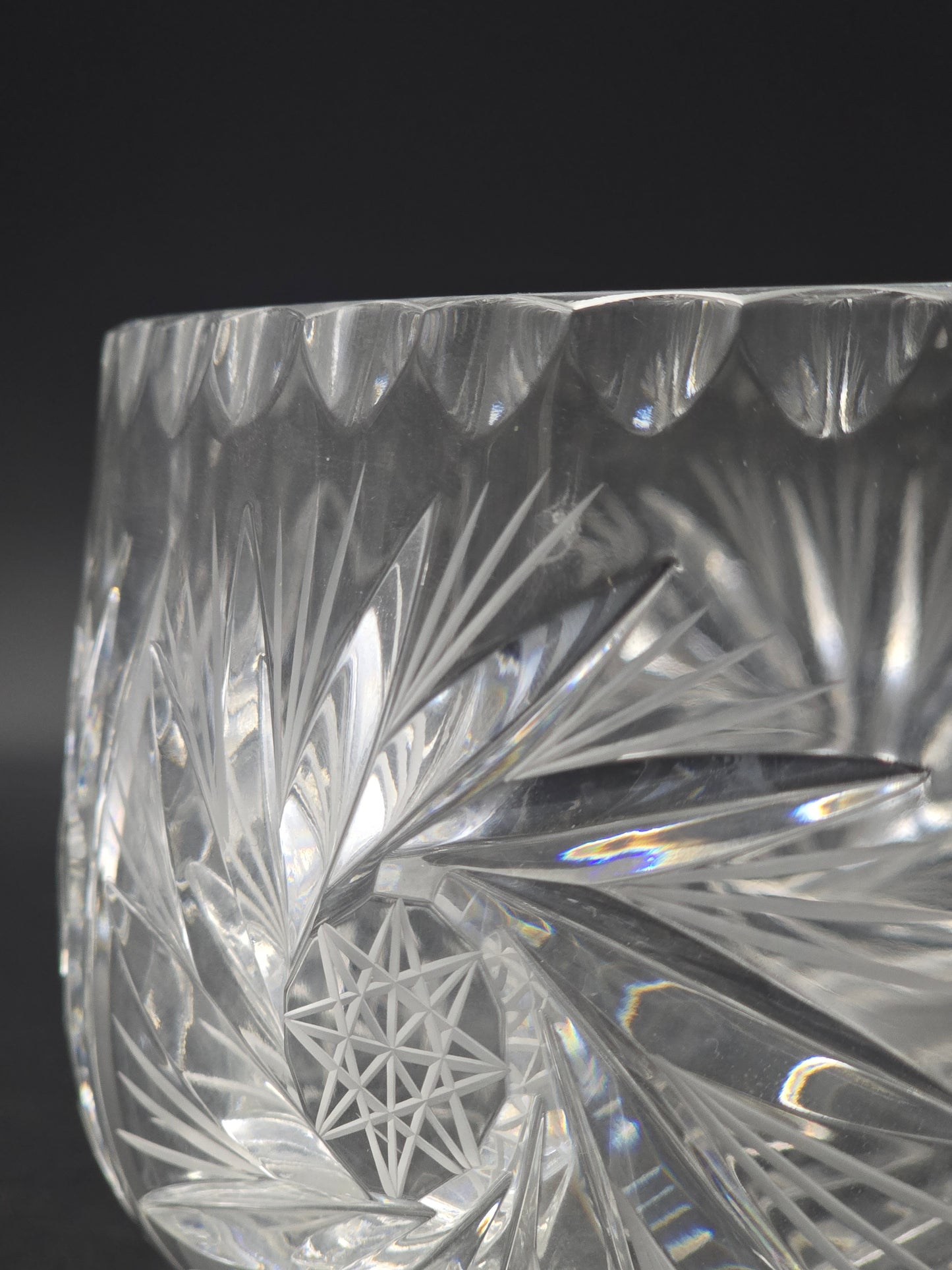 Bohemia 8-Inch Hand-Cut Lead Crystal Fruit Bowl | Pinwheel Pattern | Star Base | Boxed | Made in Czech Republic | Heavy Crystal