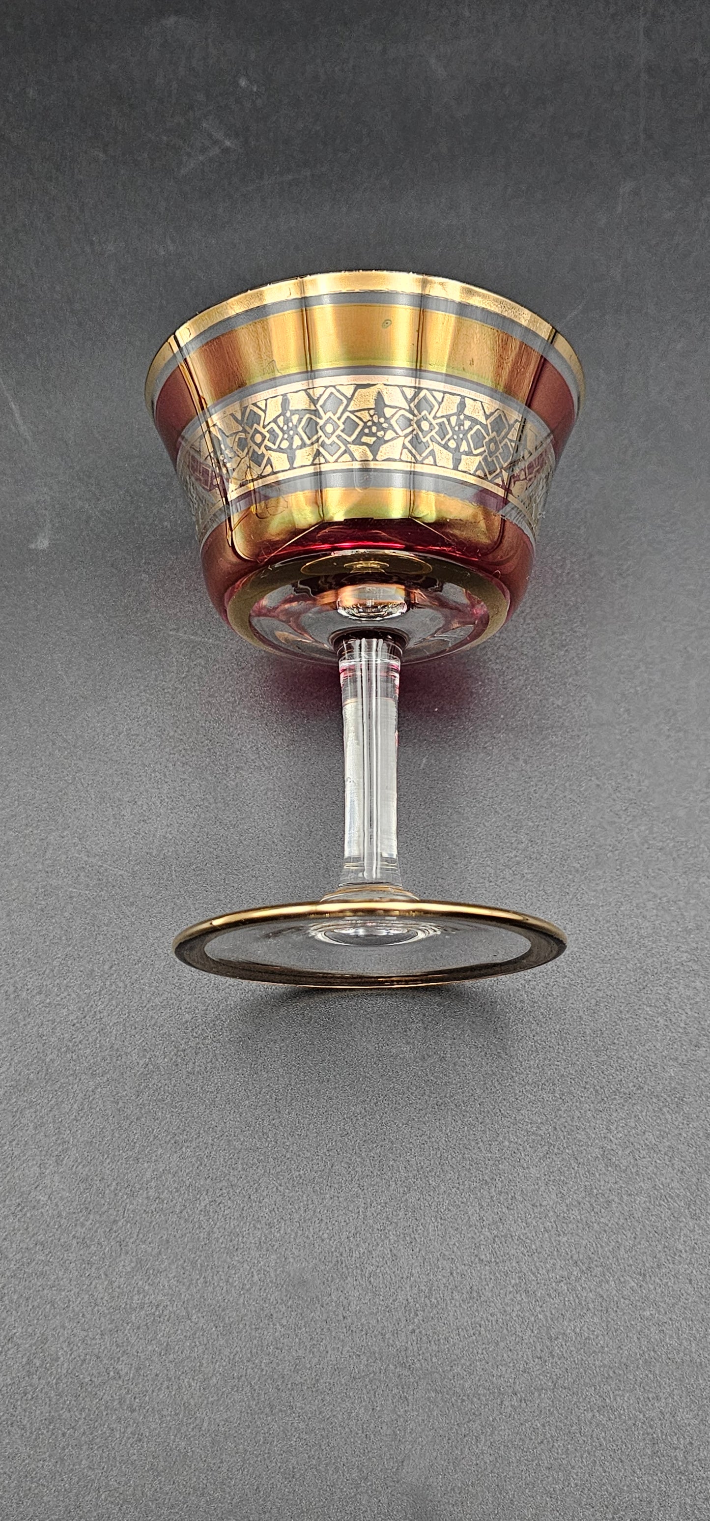 Set of 6 Small Crystal coupes with red and golden coloured detailing. 100ml 9.5cm tall