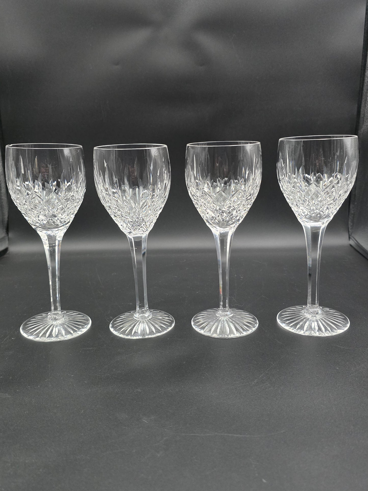 Set of 4 Large Stuart Crystal Shaftesbury pattern wine glasses 225ml