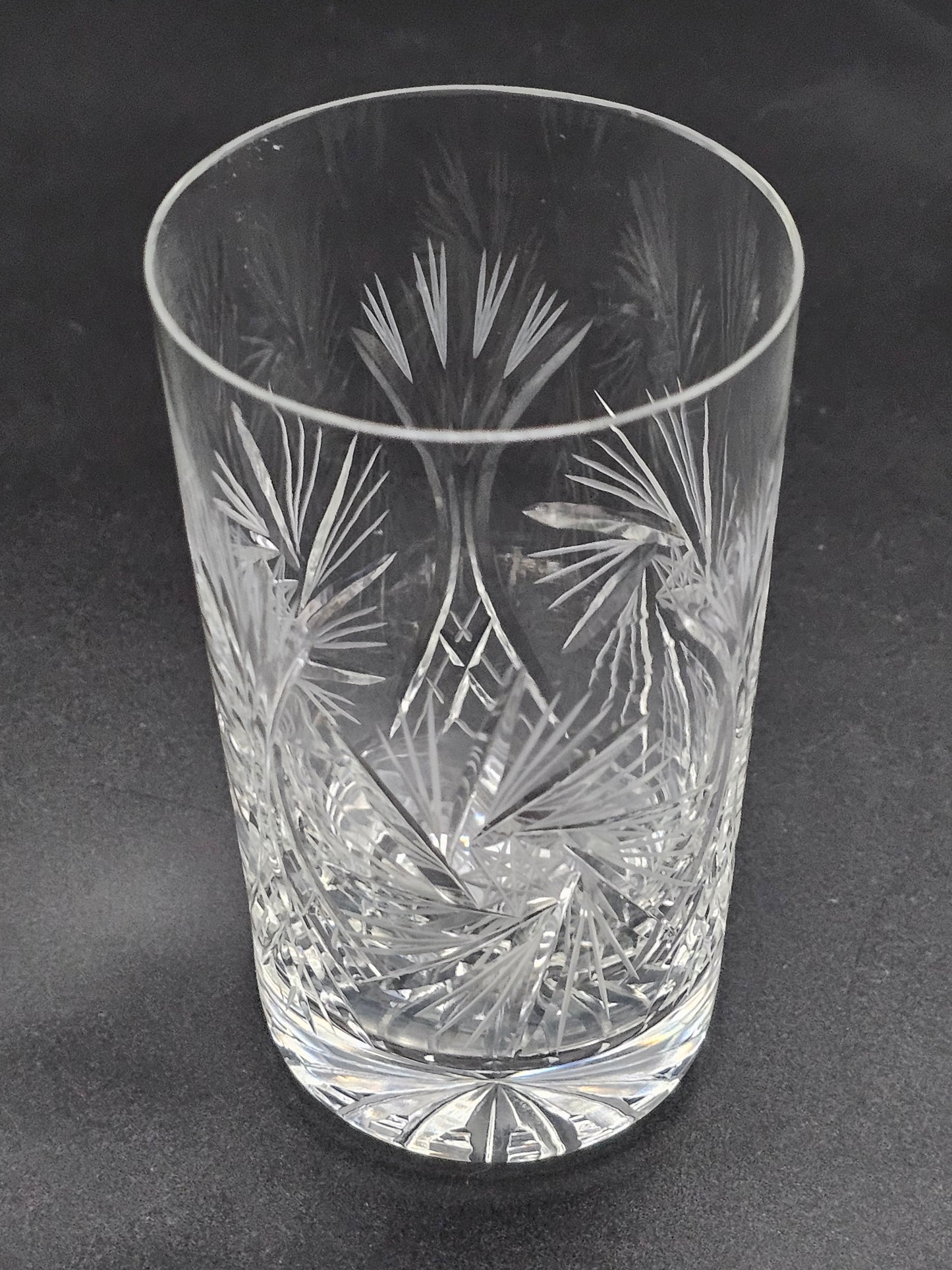 Set of 5 Fine, thin rim Tumbler Crystal glasses. 275ml