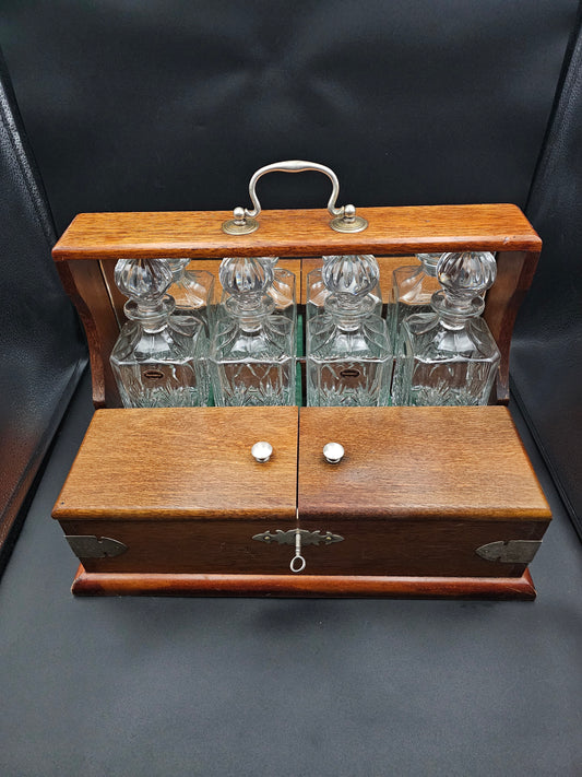 RARE! Stunning Mahogany 4 Decanter Tantalus with 4 Crystal Tumblers.