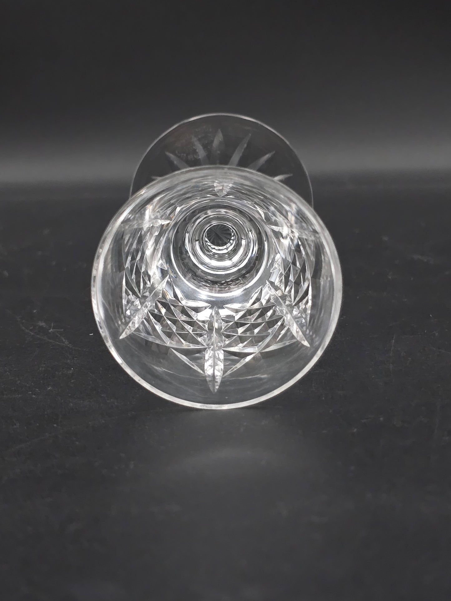 Set of 4 Edinburgh Crystal Highland pattern Crystal sherry or liqueur glasses 75ml. 11.5cm tall