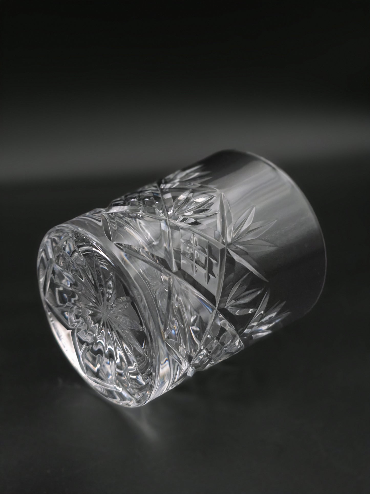 Vintage Heavy-Cut Lead Crystal Tumblers – 10 oz 8.5 cm Tall, Ideal for Whisky, Water or Juice