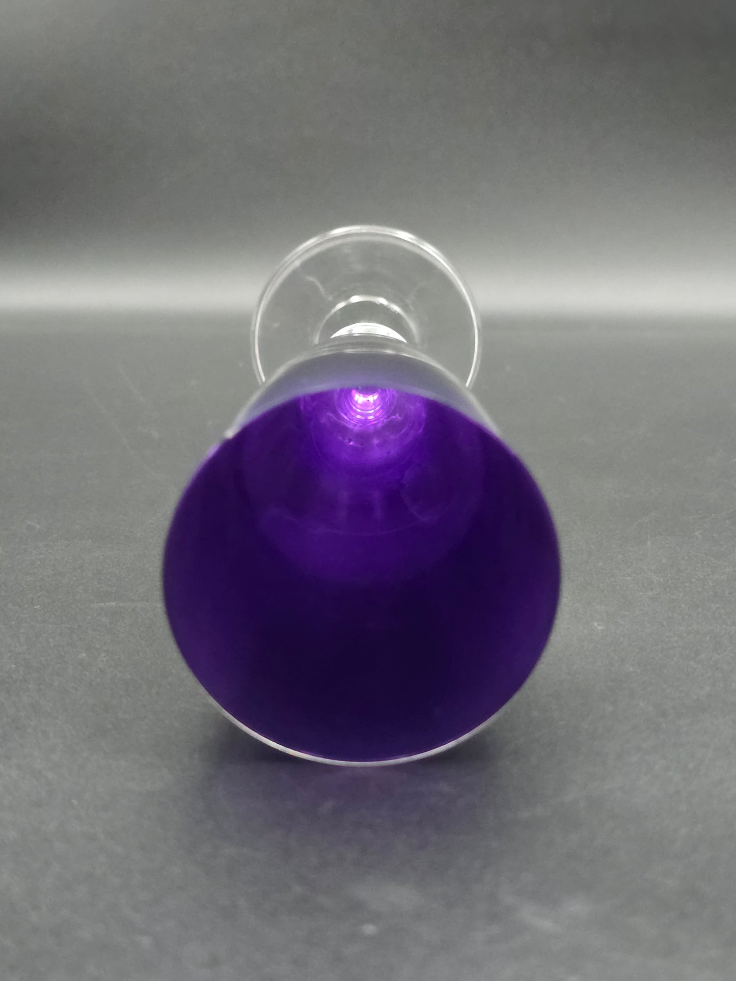 Set of 6 Purple Crystal champagne flutes 200ml 19.5cm tall