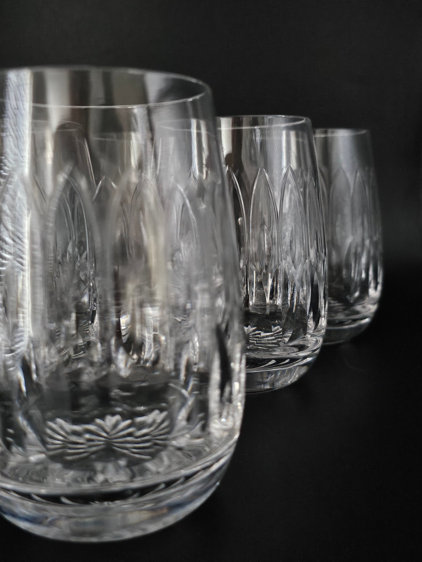 Set of 6 Crystal tumblers. Ideal for water or juice. 300ml. 11oz