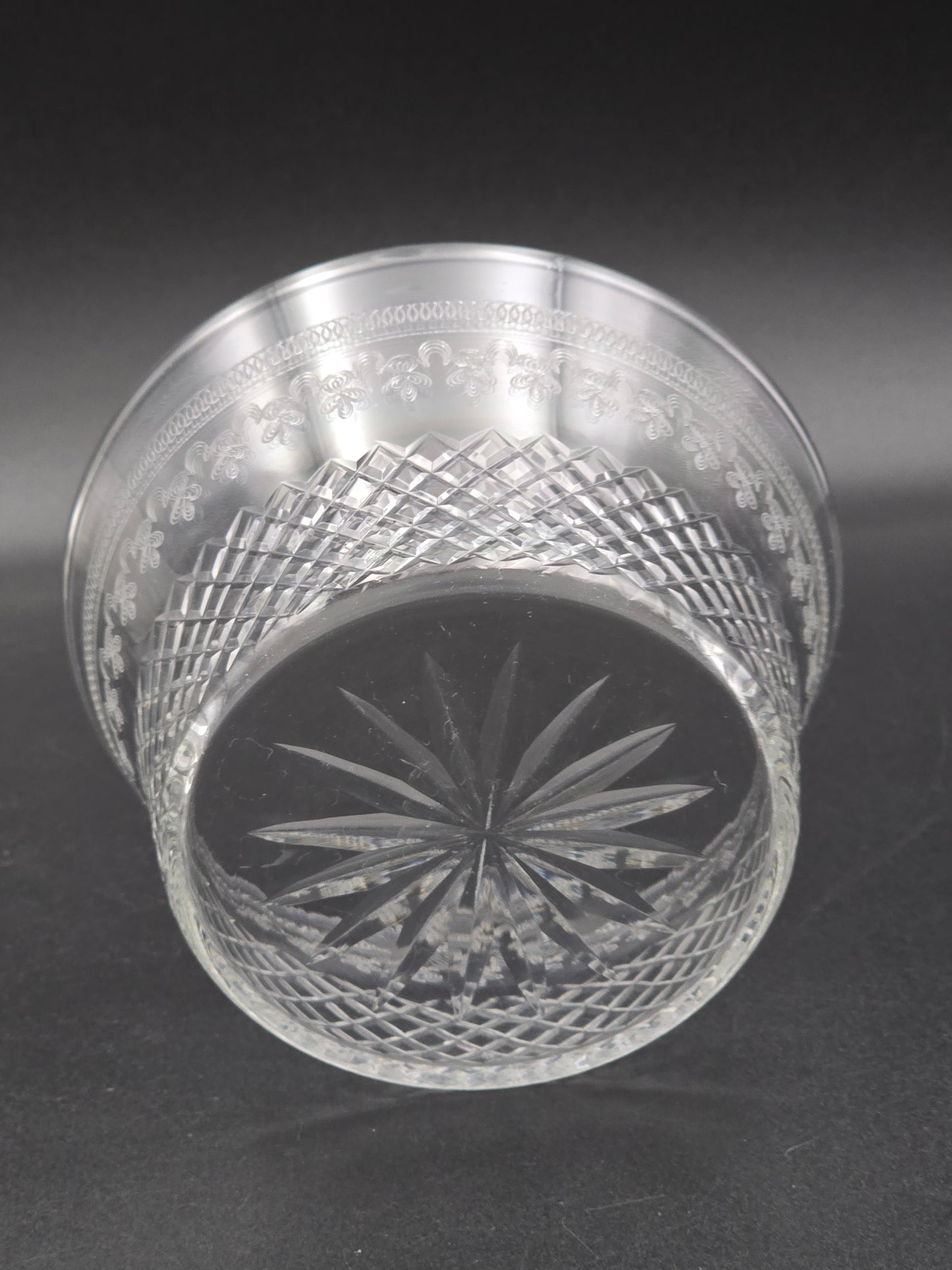 Set of 6 Lady Hamilton Pall Mall Crystal Bowls. 11.5cm wide.