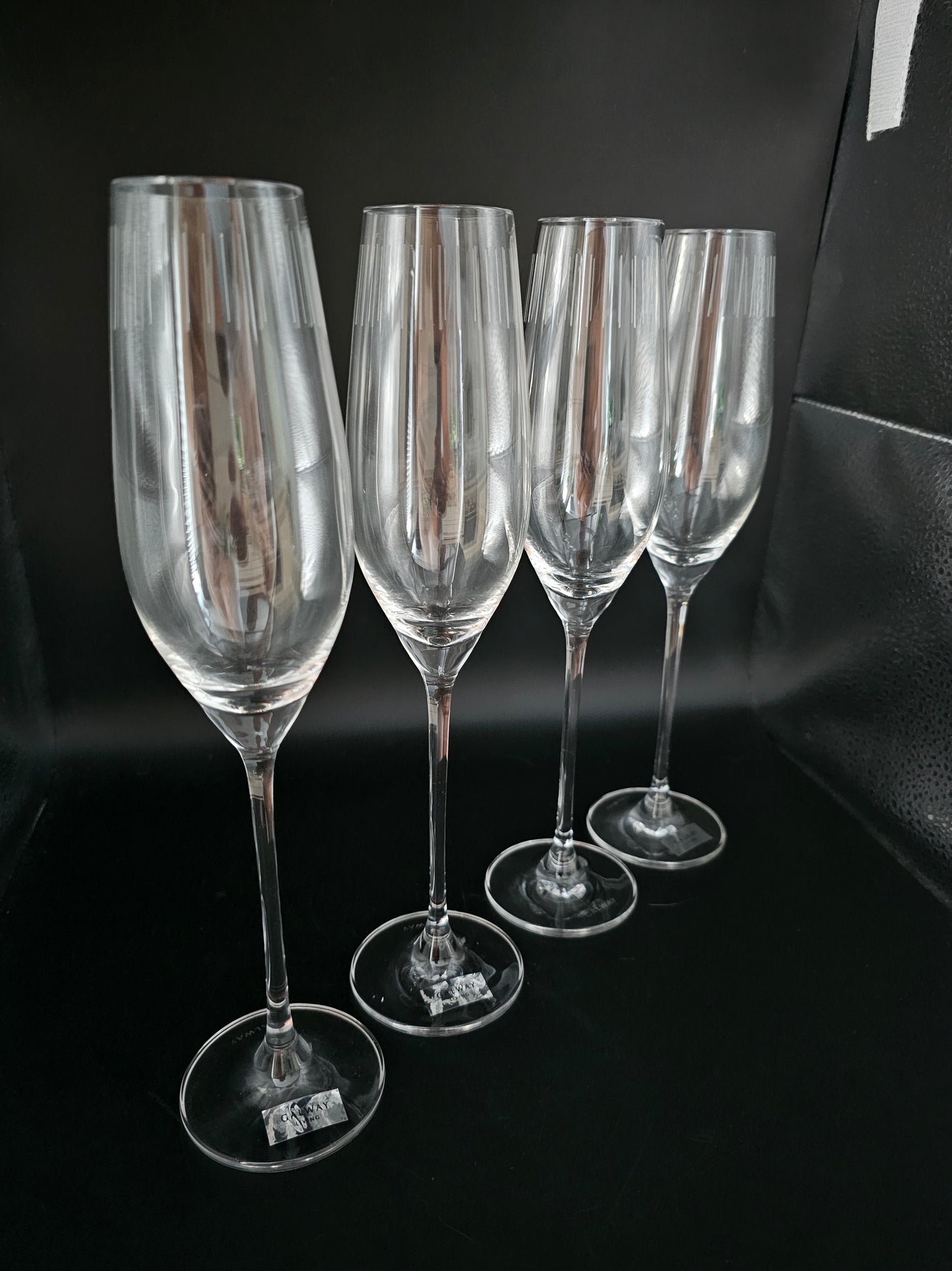 Galway Living Lines Pattern set of 4 Crystal Champagne Flutes. Boxed.