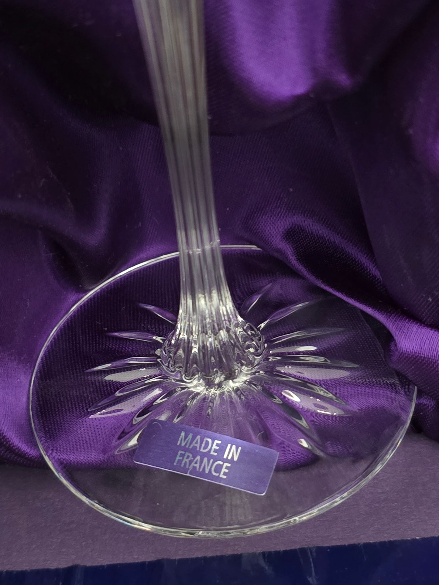 Pair of Edinburgh Crystal Champagne Flutes. 160ml. Boxed