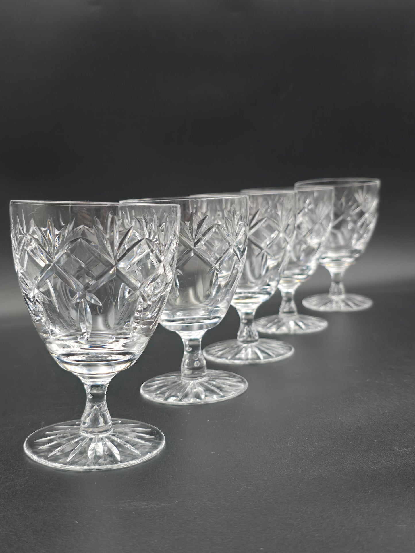 Beautiful vintage set of 6 Crystal wine glasses. 200ml