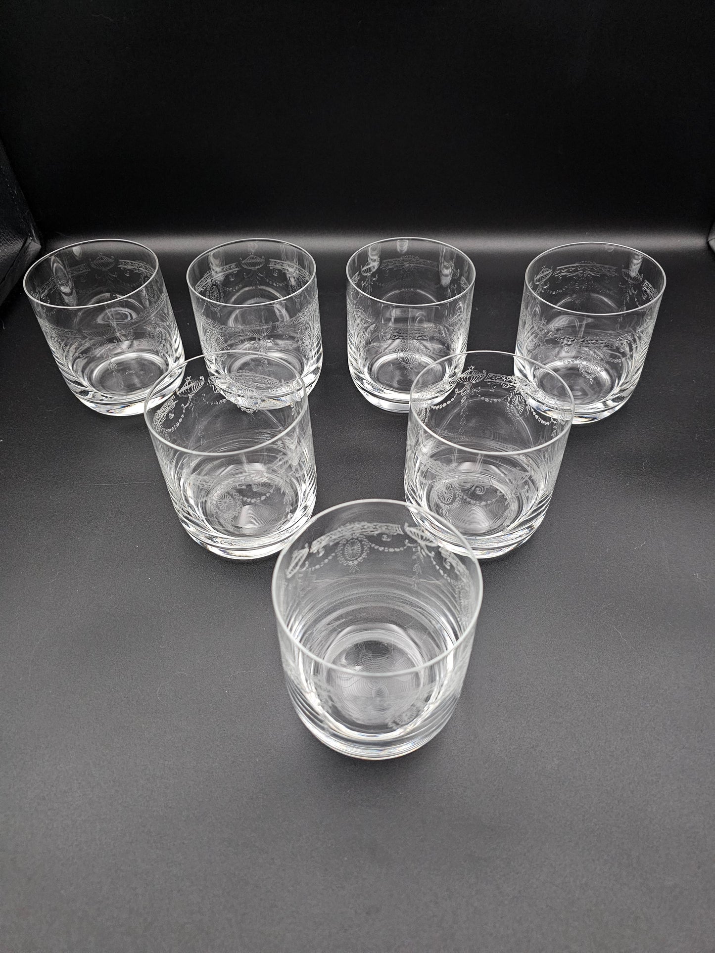 Set of 7 Etched Crystal Tumblers. Ideal for Whisky/Gin/Vodka, Water or Juice. 300ml / 11oz