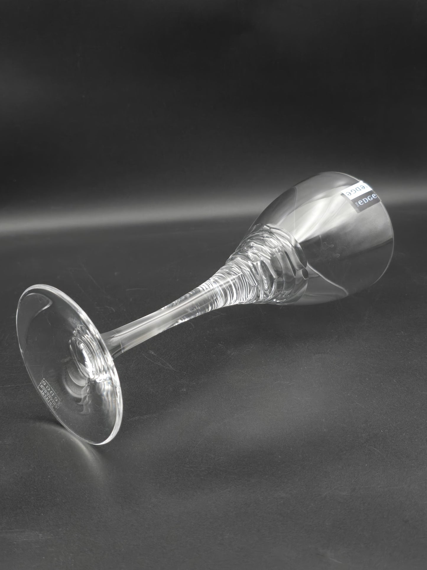 Pair of Large Edinburgh Crystal The Edge Collection Cirrus pattern wine glasses 350ml 24.5cm tall.