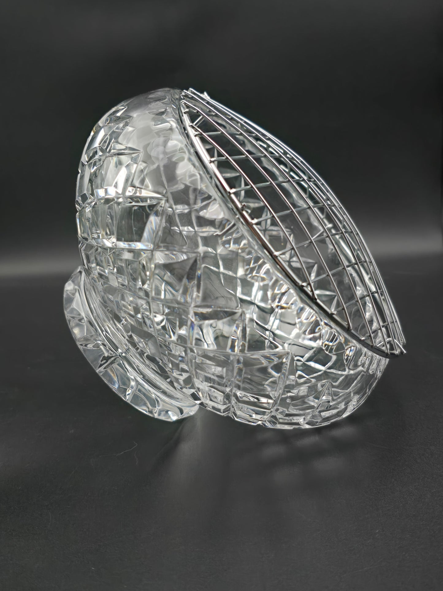 Beautiful Vintage Large Crystal Rose Posy Bowl. 16.5cm wide.