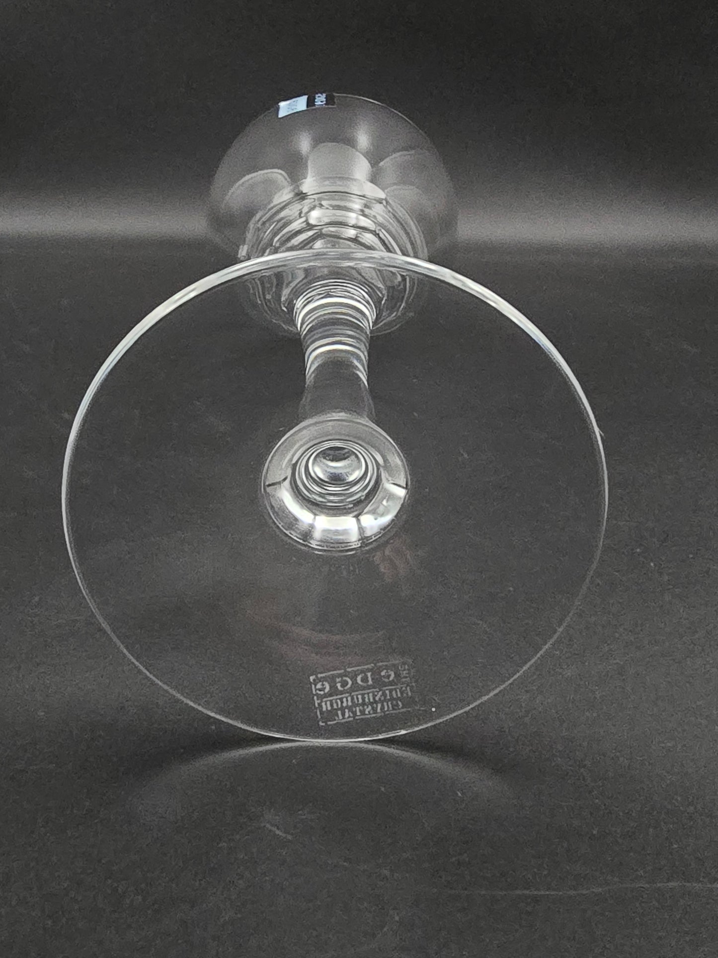Pair of Large Edinburgh Crystal The Edge Collection Cirrus pattern wine glasses 350ml 24.5cm tall.